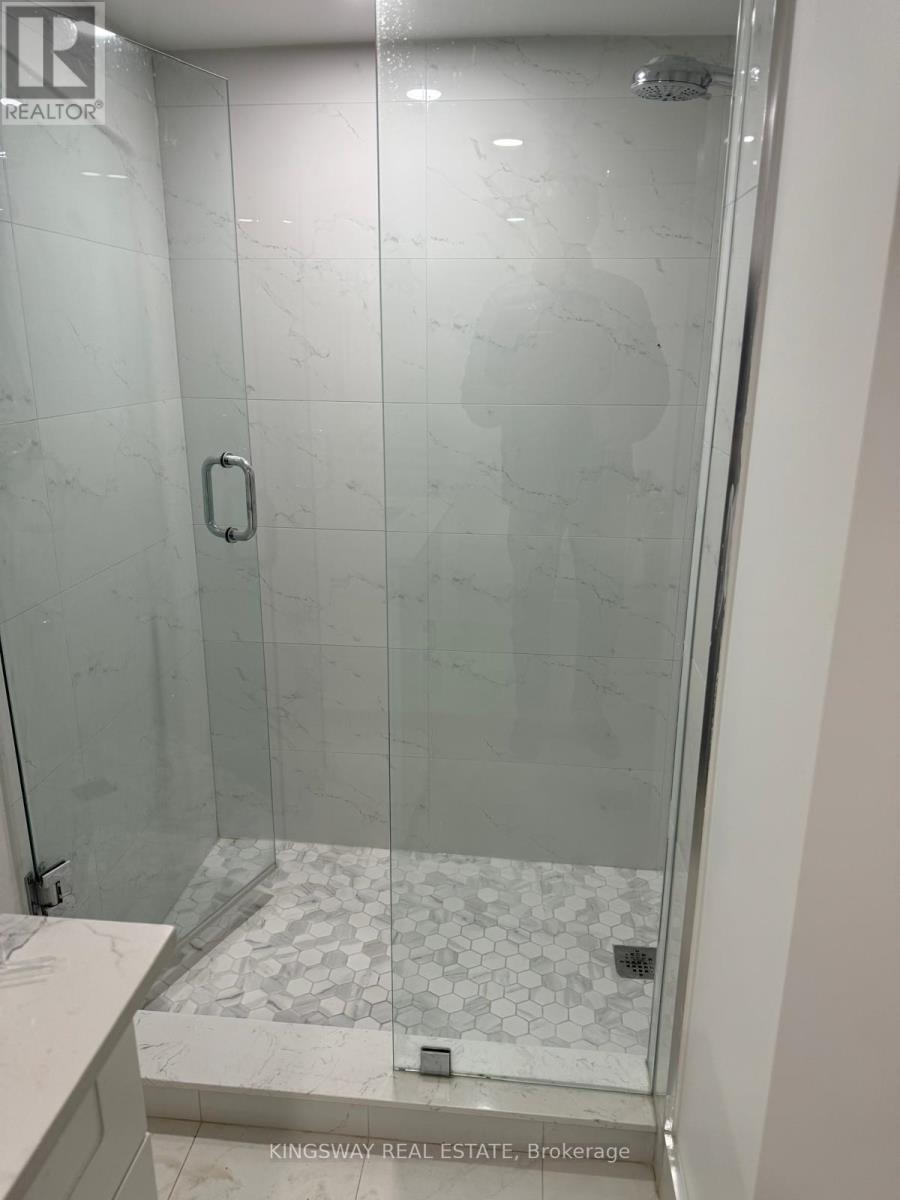 Lower - 20 Margrath Place, Toronto, Ontario  M9C 4L2 - Photo 7 - W12166730