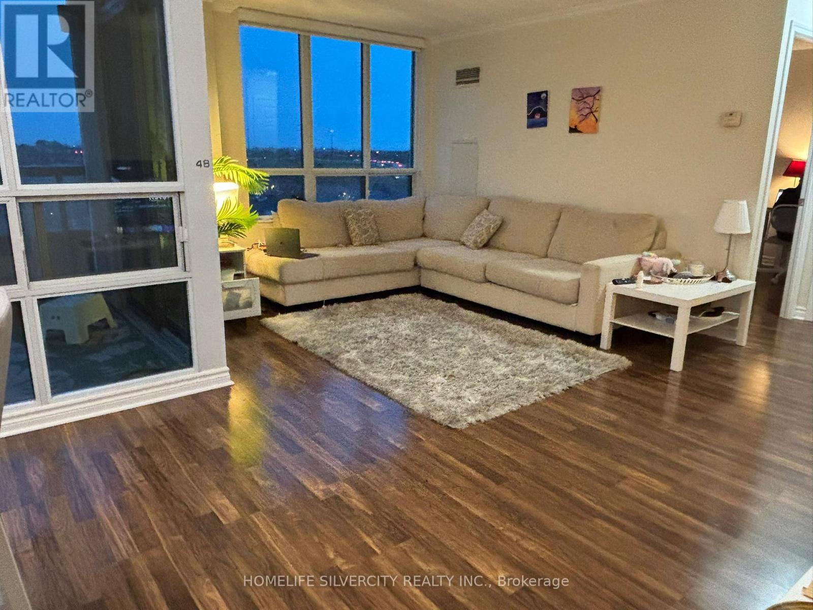 811 - 335 Rathburn Road W, Mississauga, Ontario  L5B 0C8 - Photo 3 - W12166529
