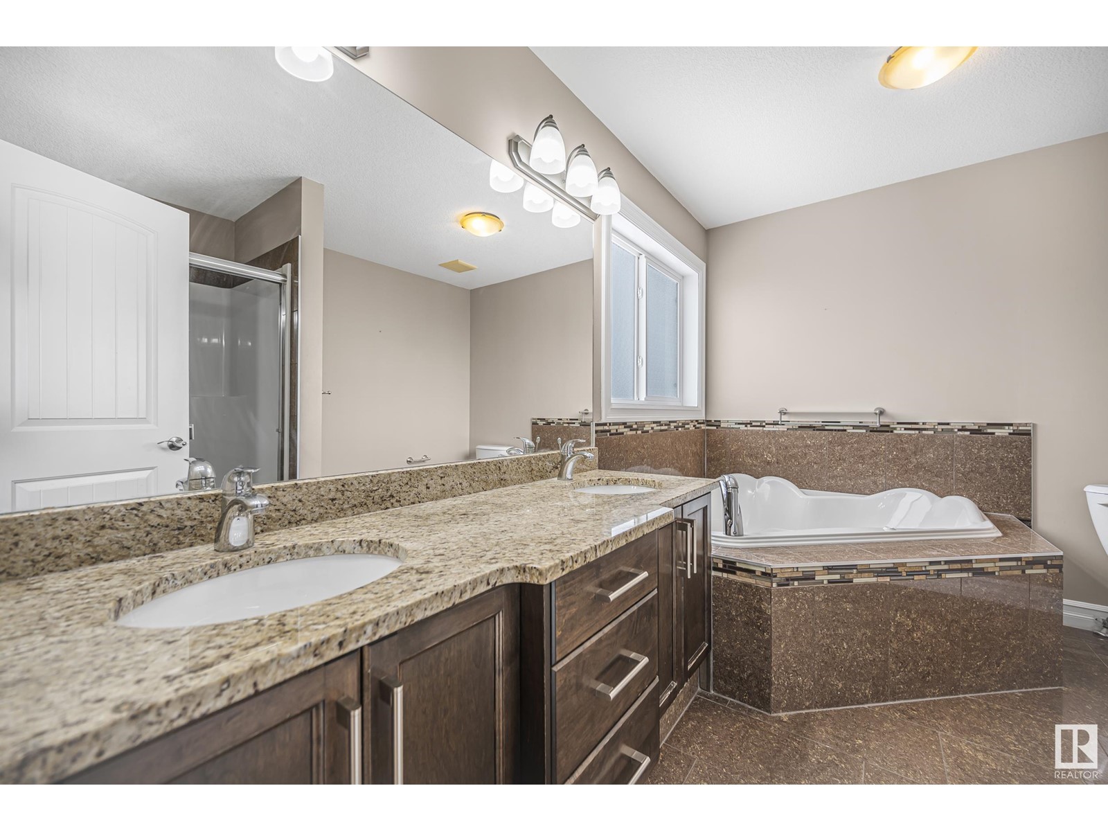 1314 Cunningham Dr Sw, Edmonton, Alberta  T6W 0R7 - Photo 37 - E4430024