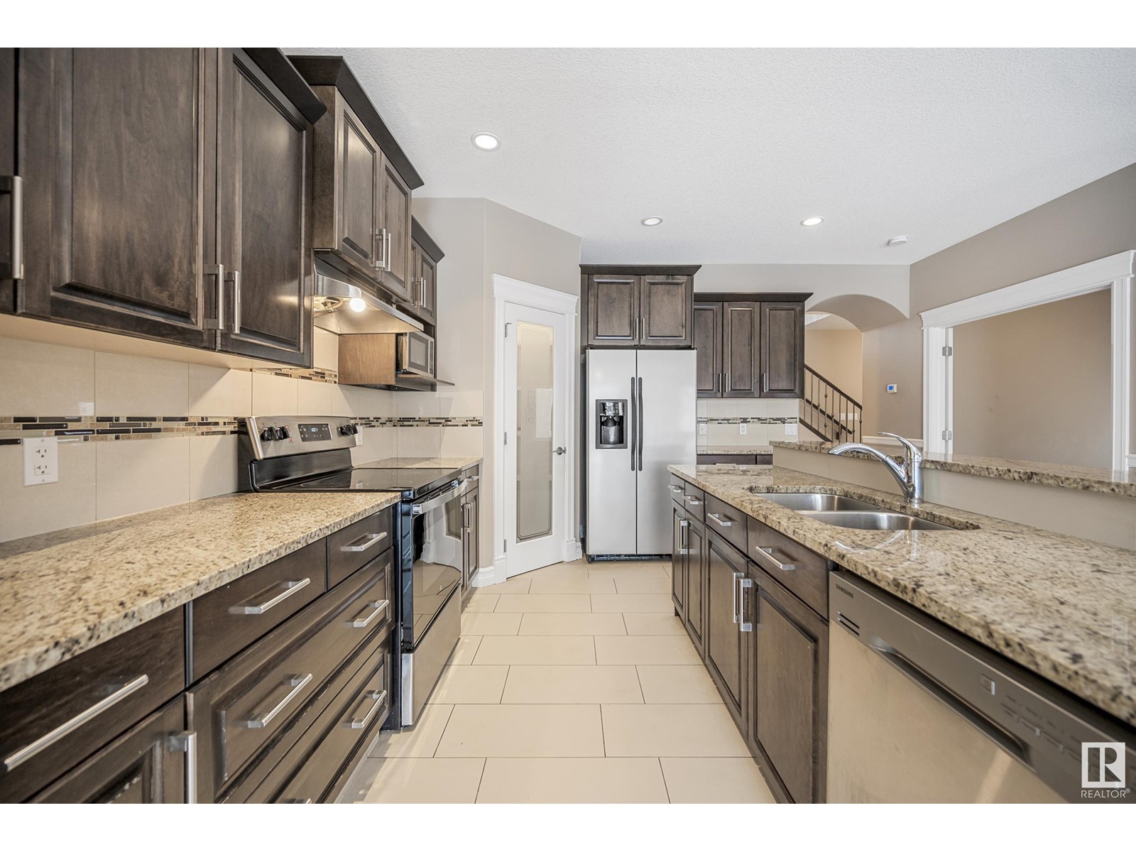 1314 Cunningham Dr Sw, Edmonton, Alberta  T6W 0R7 - Photo 7 - E4430024