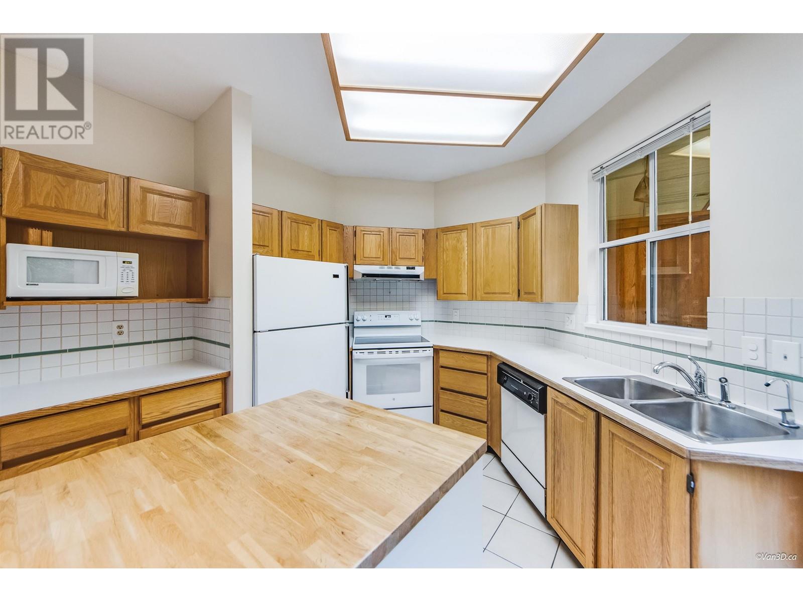 11 5400 Patterson Avenue, Burnaby, British Columbia  V5H 2M5 - Photo 15 - R3005272