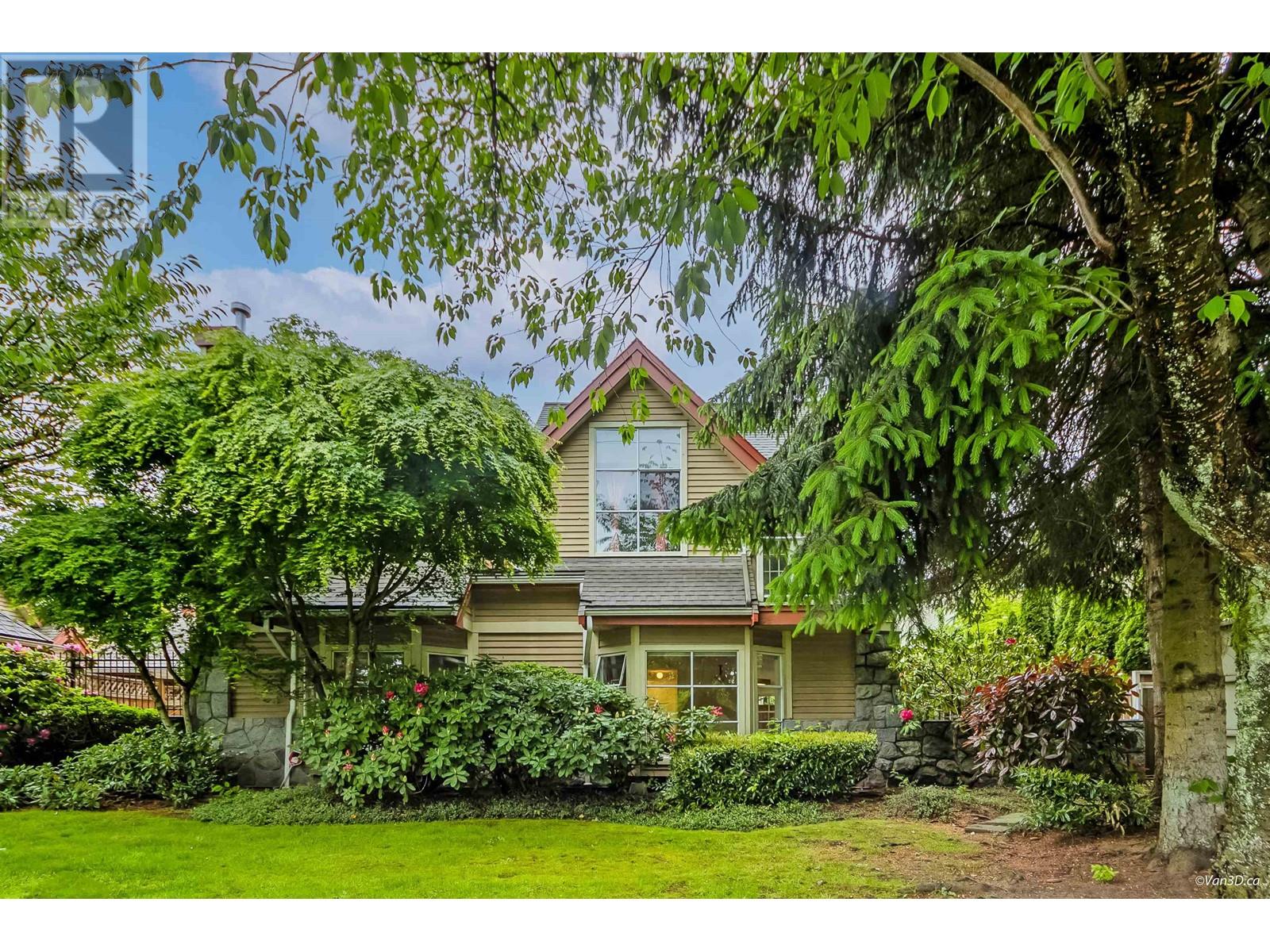 11 5400 Patterson Avenue, Burnaby, British Columbia  V5H 2M5 - Photo 2 - R3005272