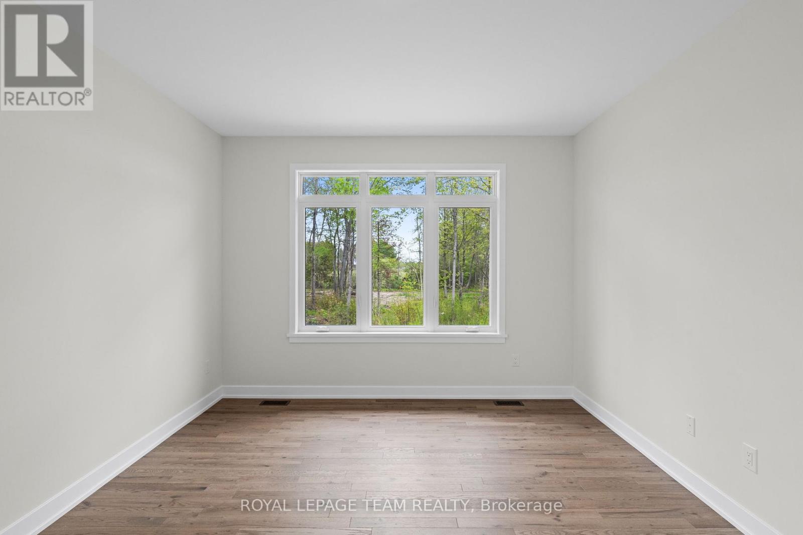 37 Tennant Drive, Rideau Lakes, Ontario  K7A 4S5 - Photo 20 - X12166740