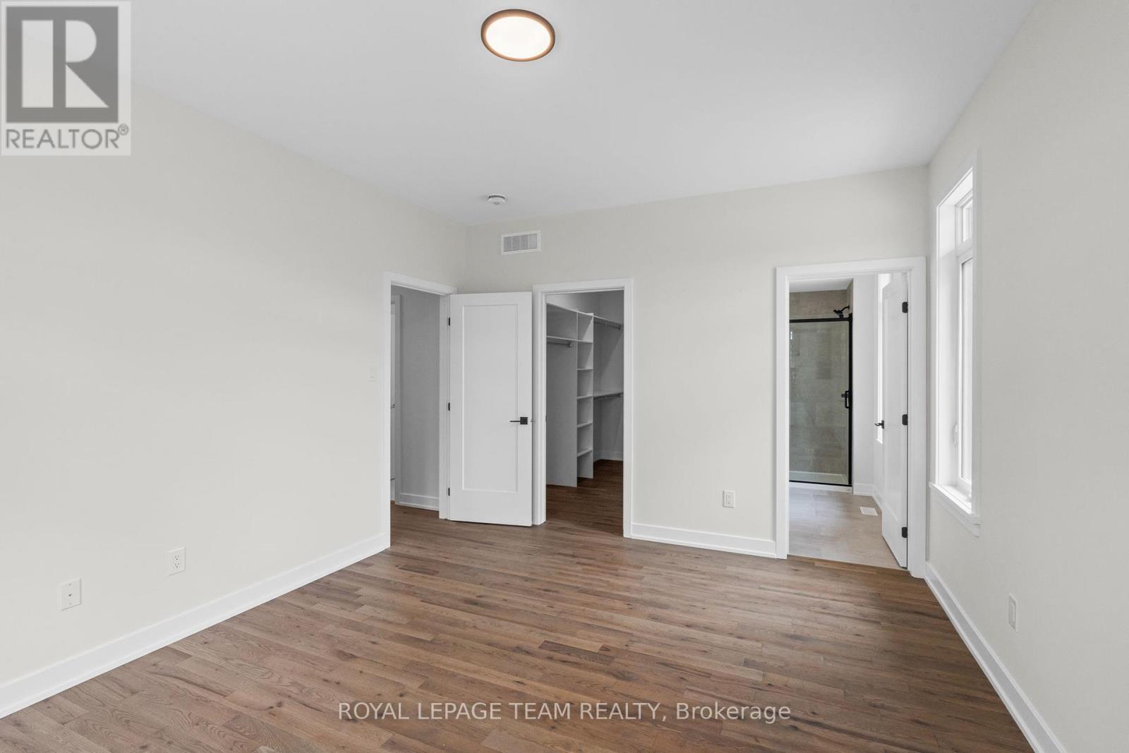 37 Tennant Drive, Rideau Lakes, Ontario  K7A 4S5 - Photo 22 - X12166740