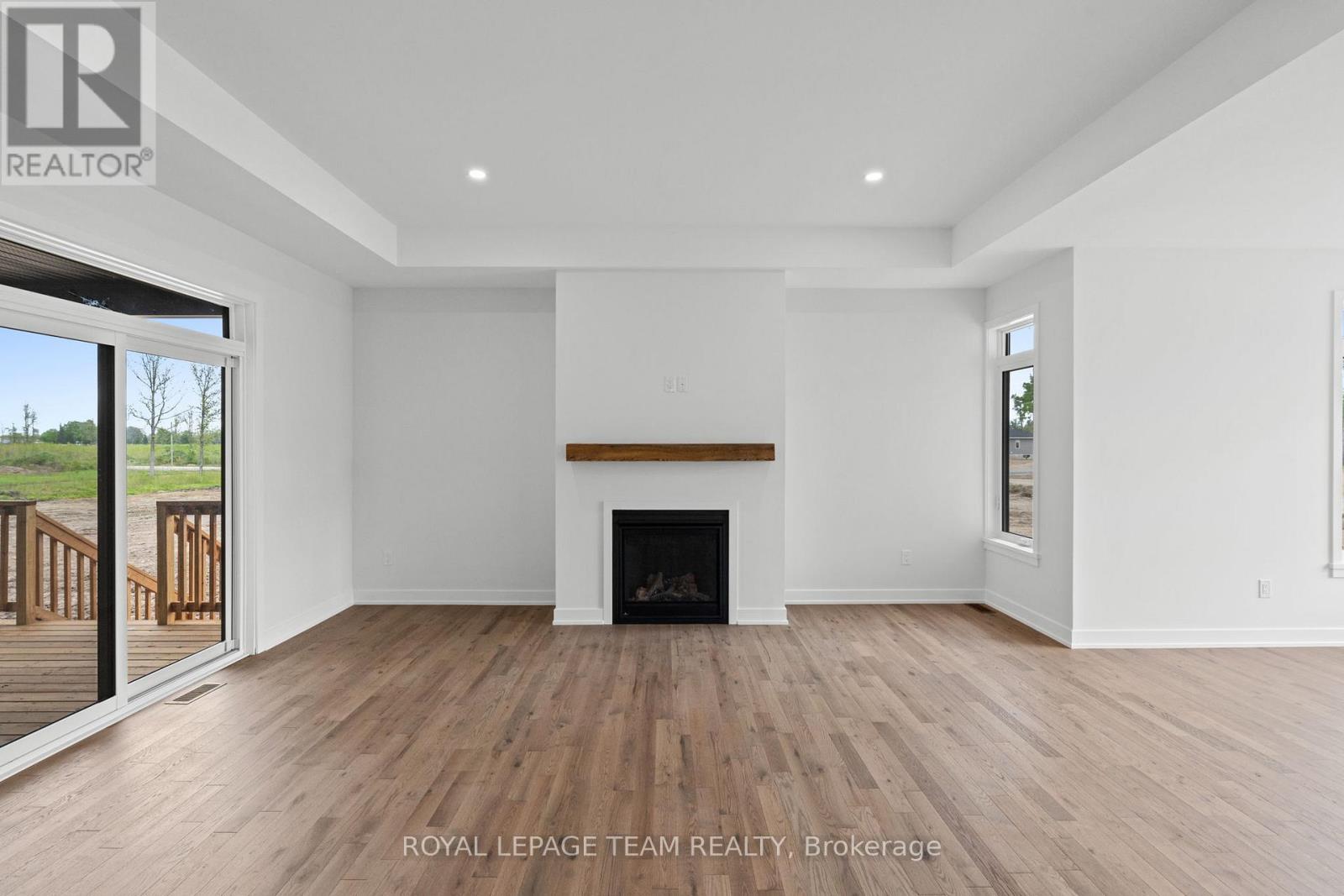 37 Tennant Drive, Rideau Lakes, Ontario  K7A 4S5 - Photo 8 - X12166740