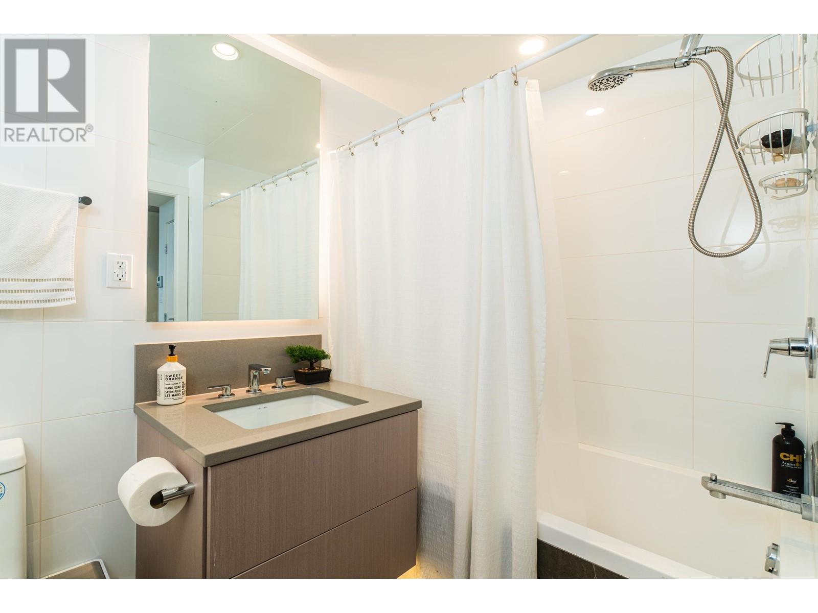 1005 1675 Lions Gate Lane, North Vancouver, British Columbia  V7P 3B4 - Photo 17 - R3005771
