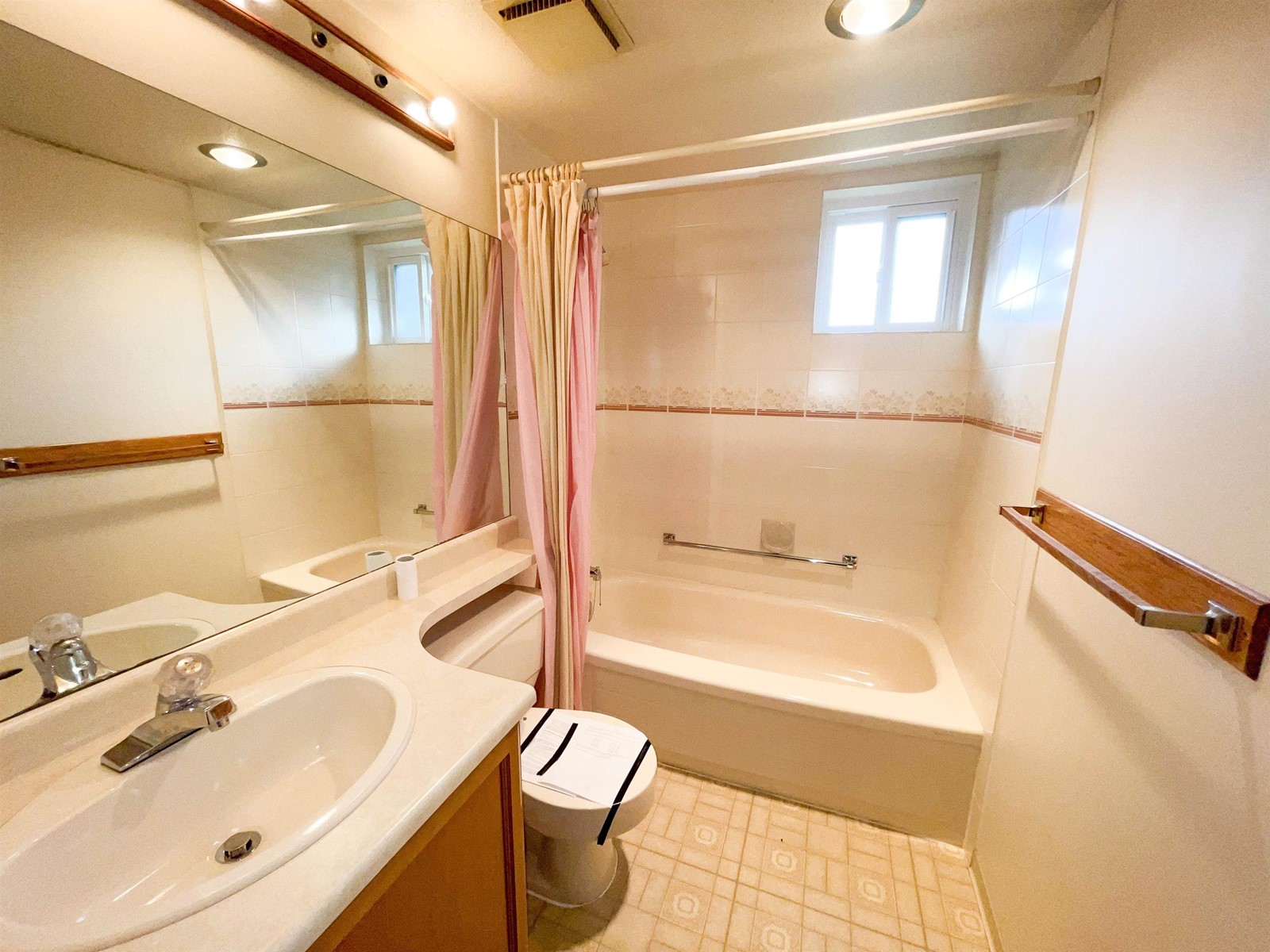 101 13894 102 Avenue, Surrey, British Columbia  V3T 1P1 - Photo 16 - R3006001