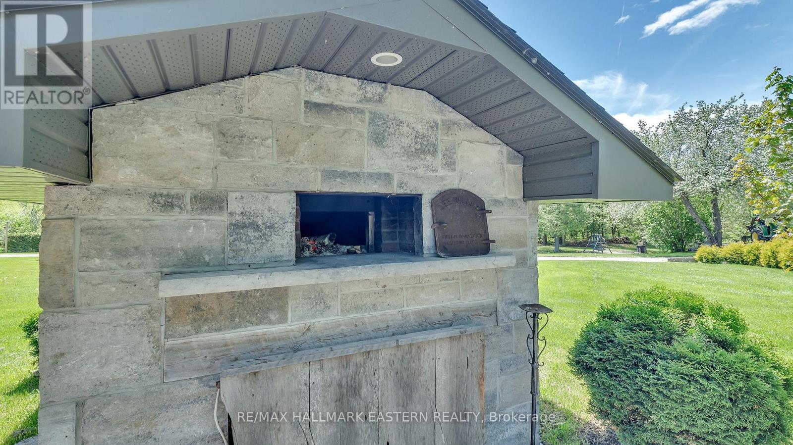 565 Cooney Island Road, Douro-Dummer, Ontario  K0L 2S0 - Photo 28 - X12166571