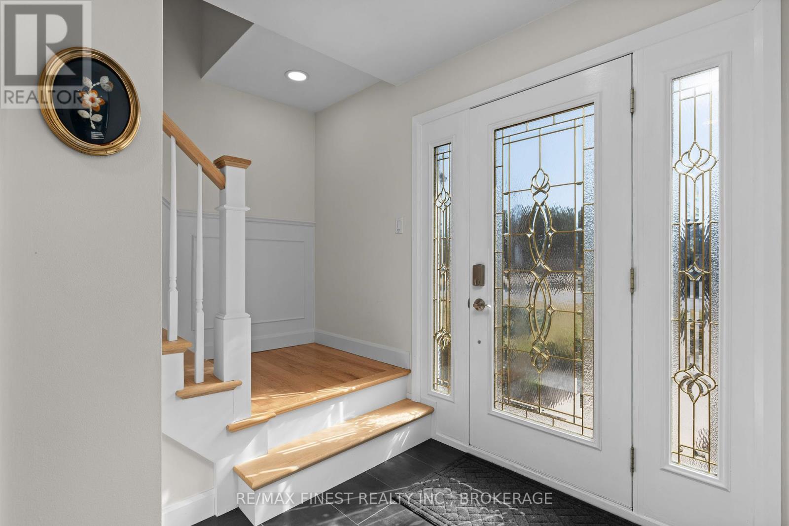 Property at 281 WELBORNE AVENUE image 4
