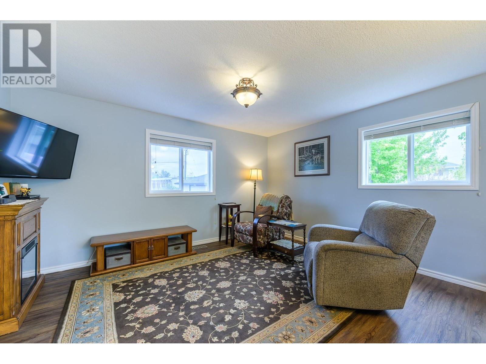 270 VERNON Avenue, Kamloops, BC V2B1L8