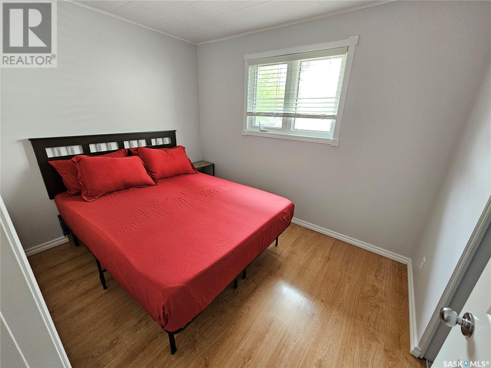 1010 Hochelaga Street W, Moose Jaw, Saskatchewan  S6H 2H9 - Photo 11 - SK006720