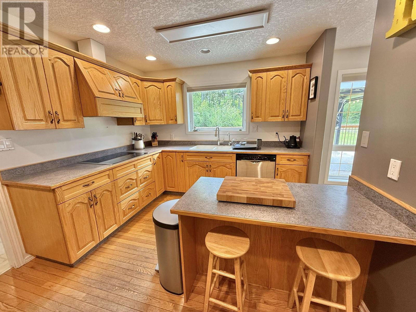 1966 Alder Avenue, Quesnel, British Columbia  V2J 3T3 - Photo 6 - R3006087