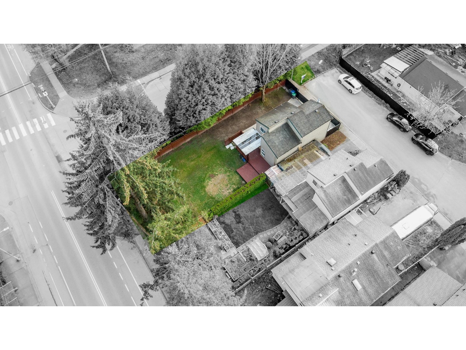 8008 139b Street, Surrey, British Columbia  V3W 6R3 - Photo 2 - R3006082