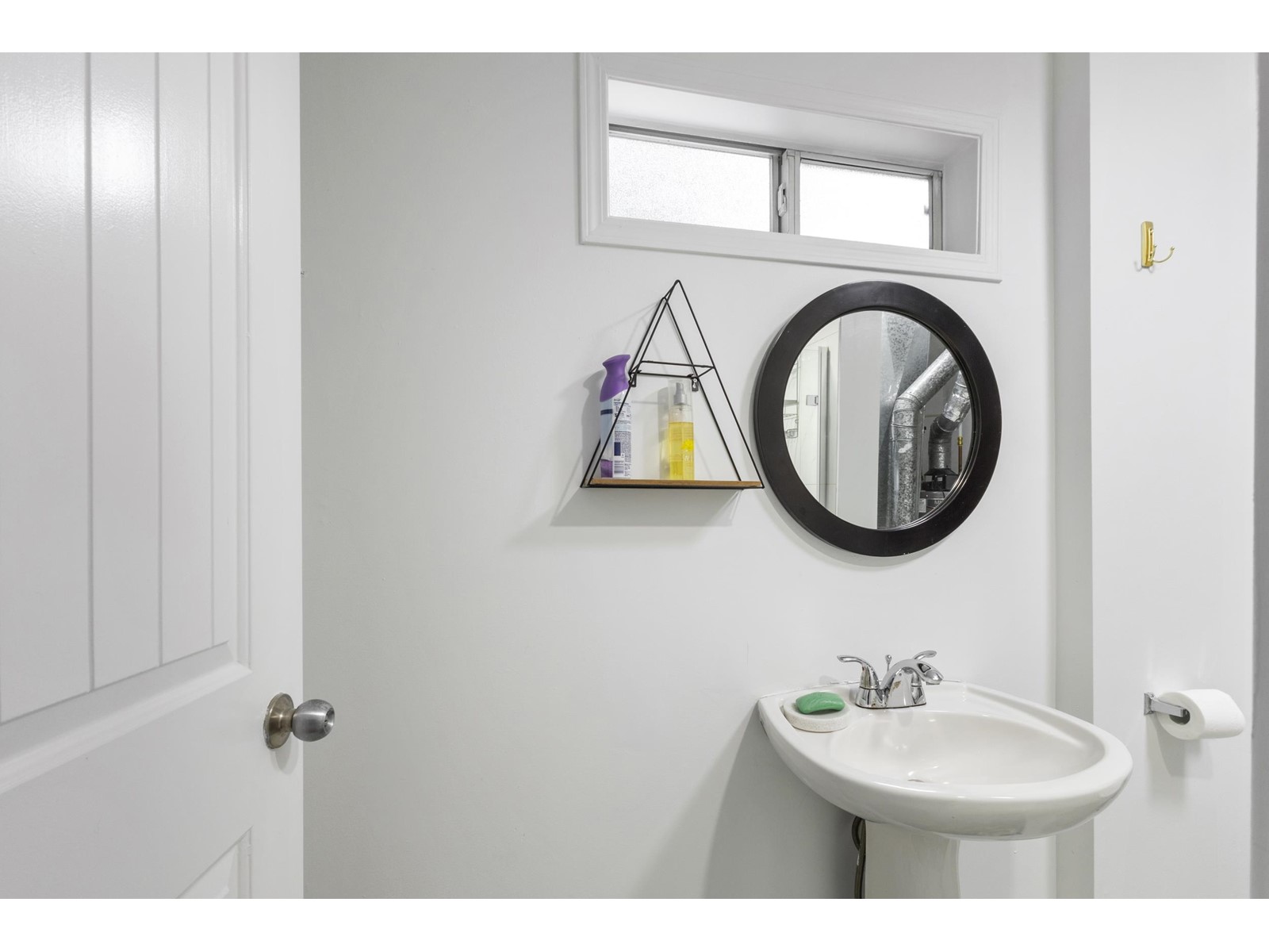 8008 139b Street, Surrey, British Columbia  V3W 6R3 - Photo 8 - R3006082