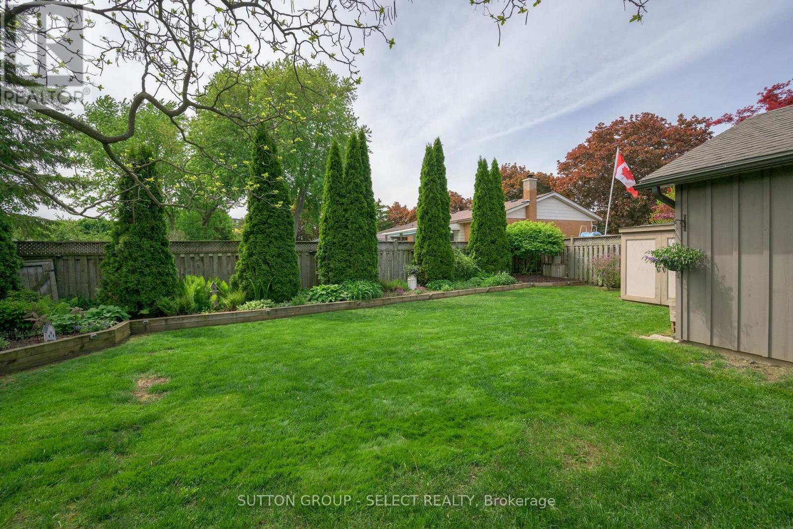 393 Base Line Road W, London South, Ontario  N6J 1W7 - Photo 43 - X12166548