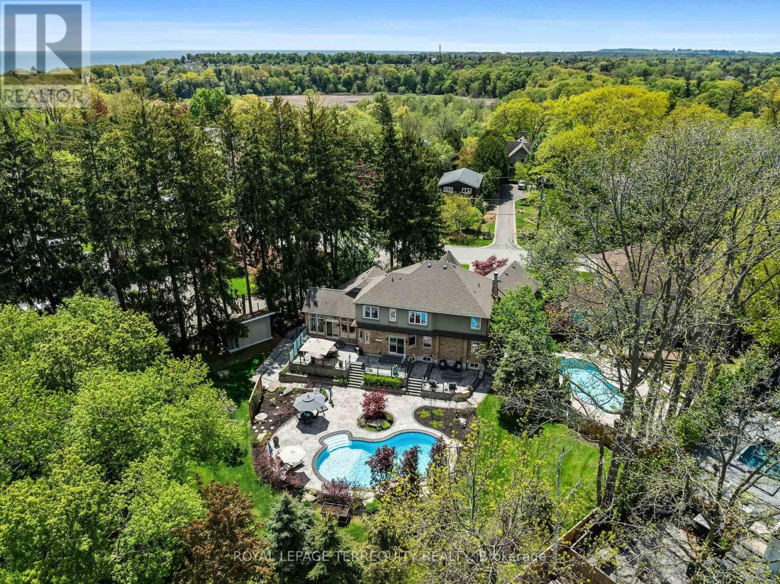 507 Rougemount Drive, Pickering, Ontario  L1W 2B8 - Photo 49 - E12166745