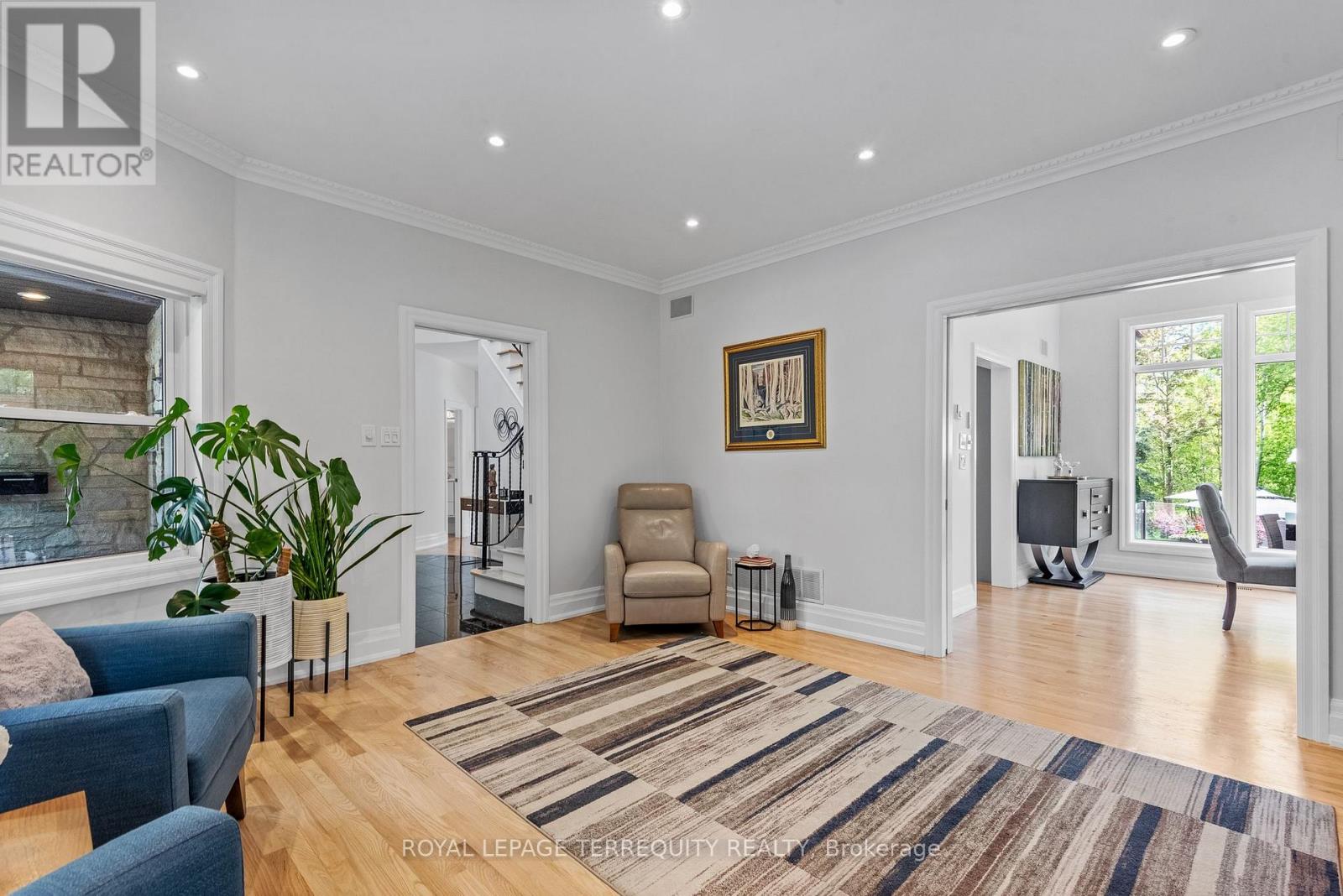 507 Rougemount Drive, Pickering, Ontario  L1W 2B8 - Photo 8 - E12166745