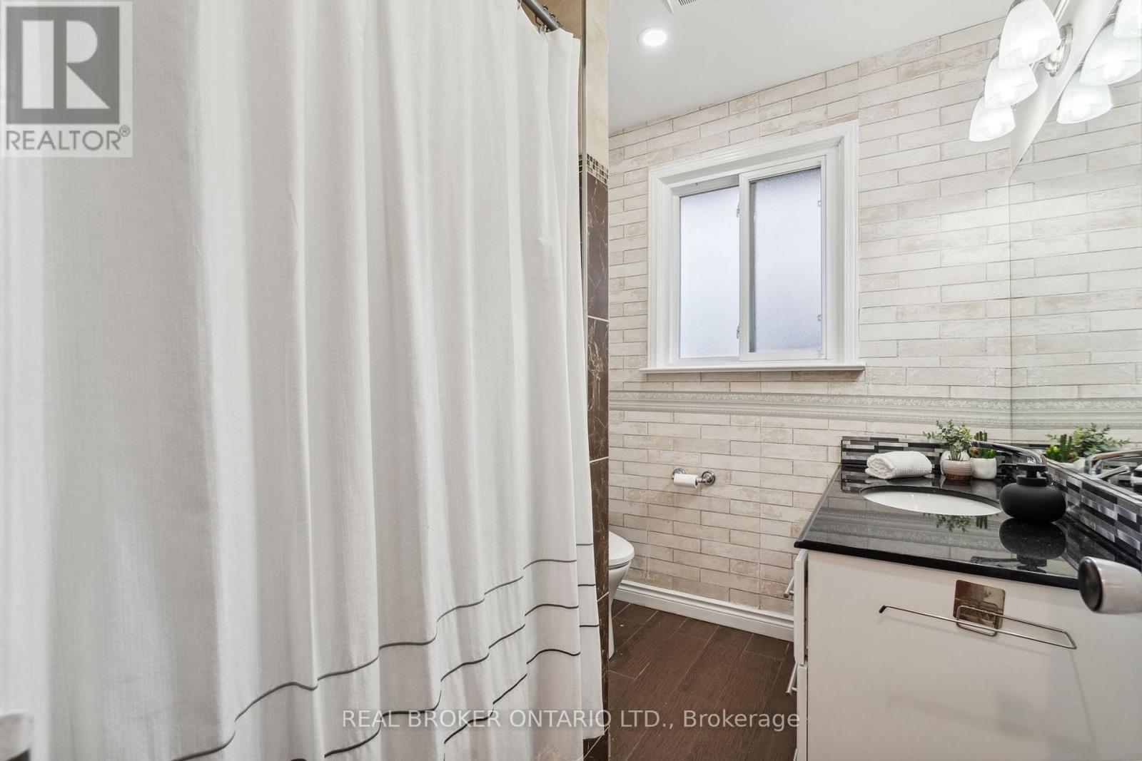 933 Scarborough Golf Clb Road, Toronto, Ontario  M1G 1J8 - Photo 24 - E12166752