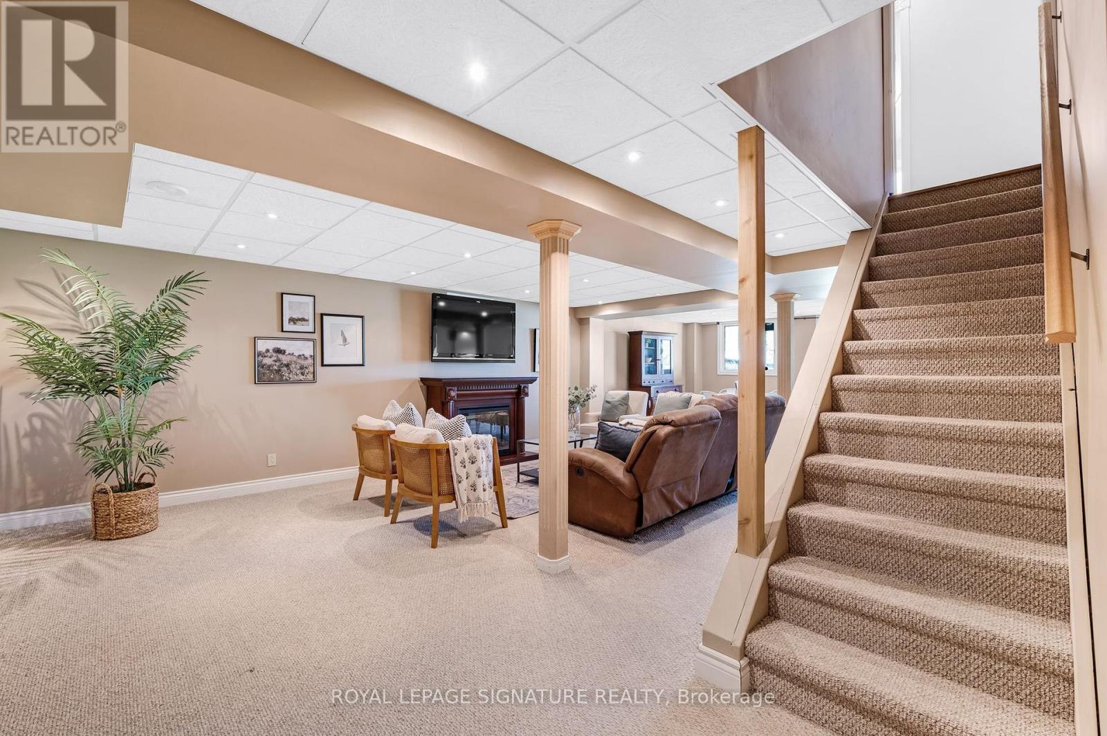 26 Parkins Drive, Ajax, Ontario  L1T 3L1 - Photo 36 - E12166793