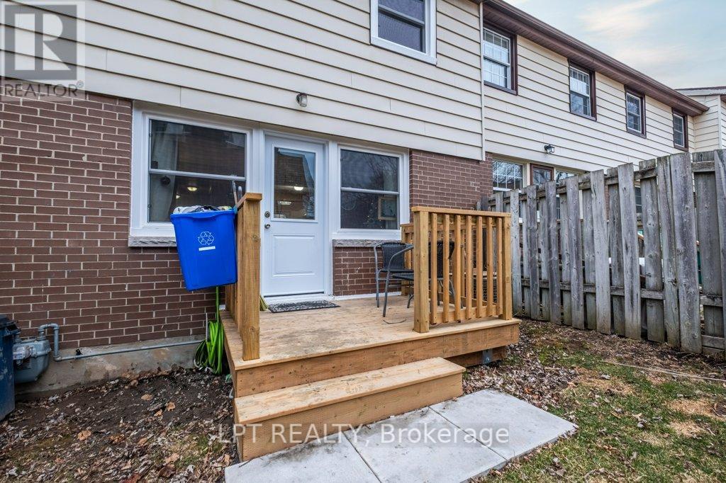 5 - 126 Notch Hill Road, Kingston, Ontario  K7M 2X1 - Photo 2 - X12095919
