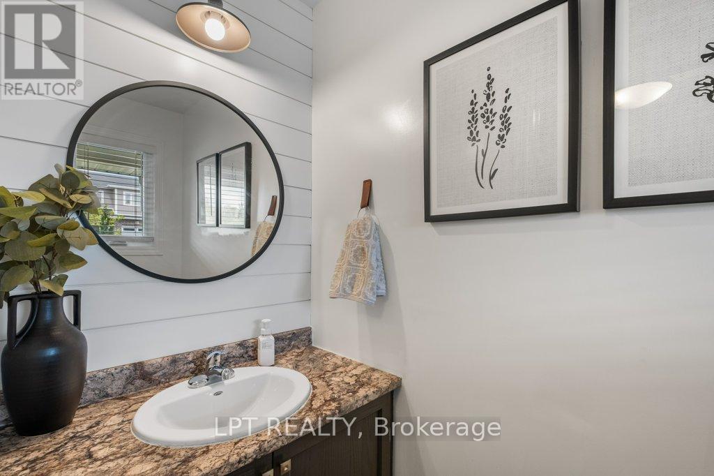 79 Amy Lynn Drive, Loyalist, Ontario  K7N 0B2 - Photo 4 - X12162160
