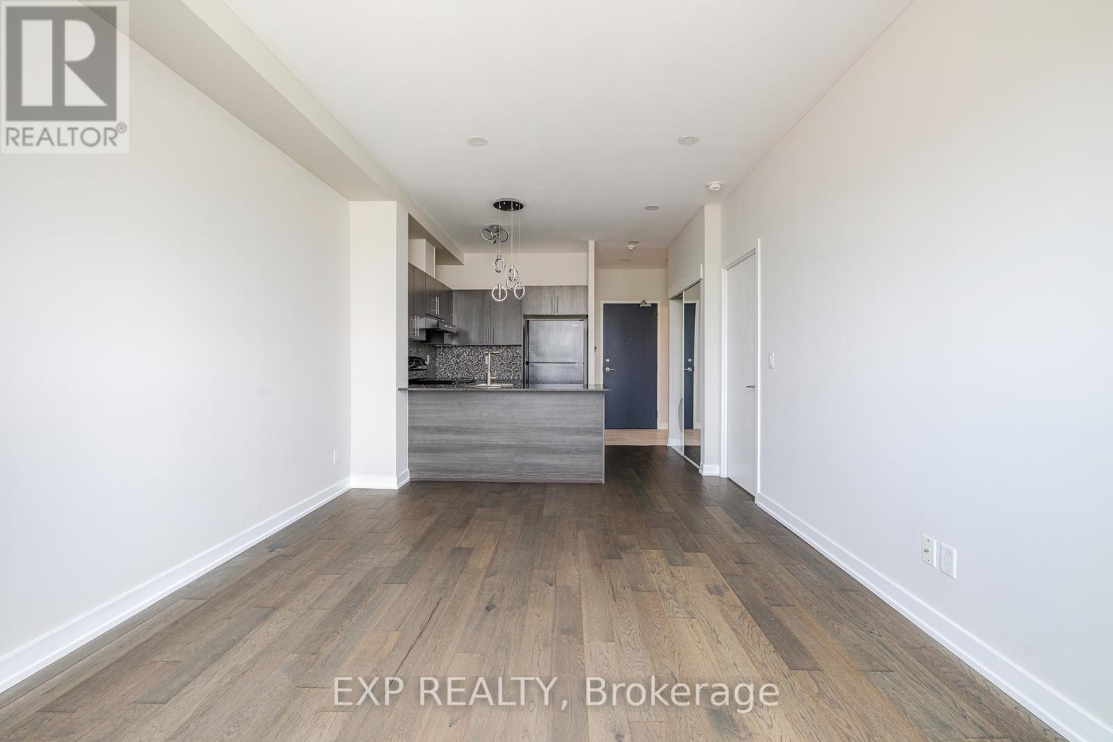 926 - 120 Dallimore Circle, Toronto, Ontario  M3C 4J1 - Photo 4 - C12130361