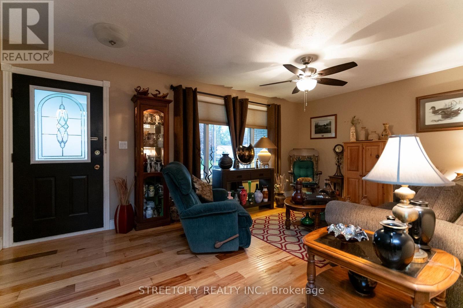 Property at 10 HIDDEN VALLEY DRIVE image 3