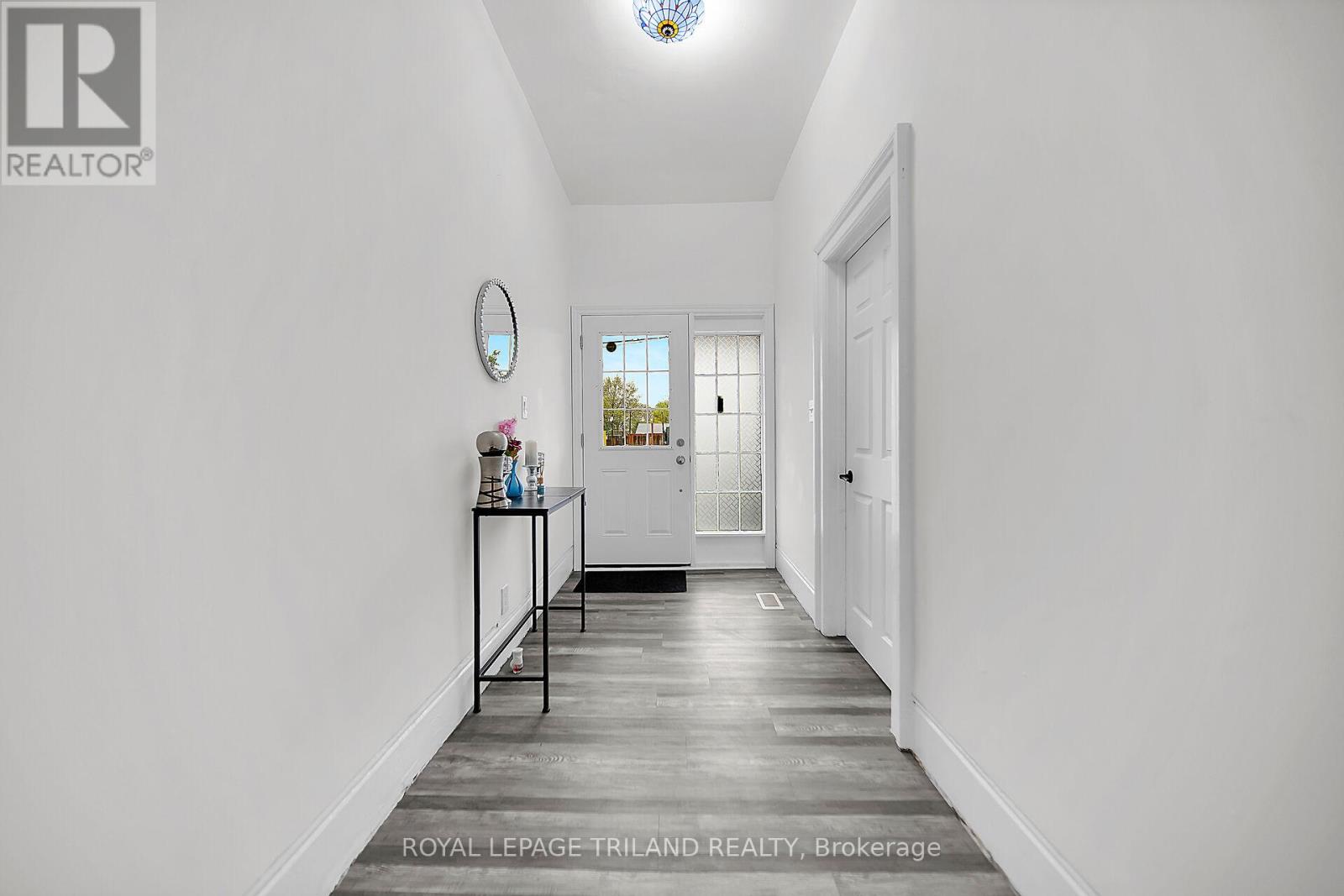 Property at 789 LITTLE HILL STREET image 3
