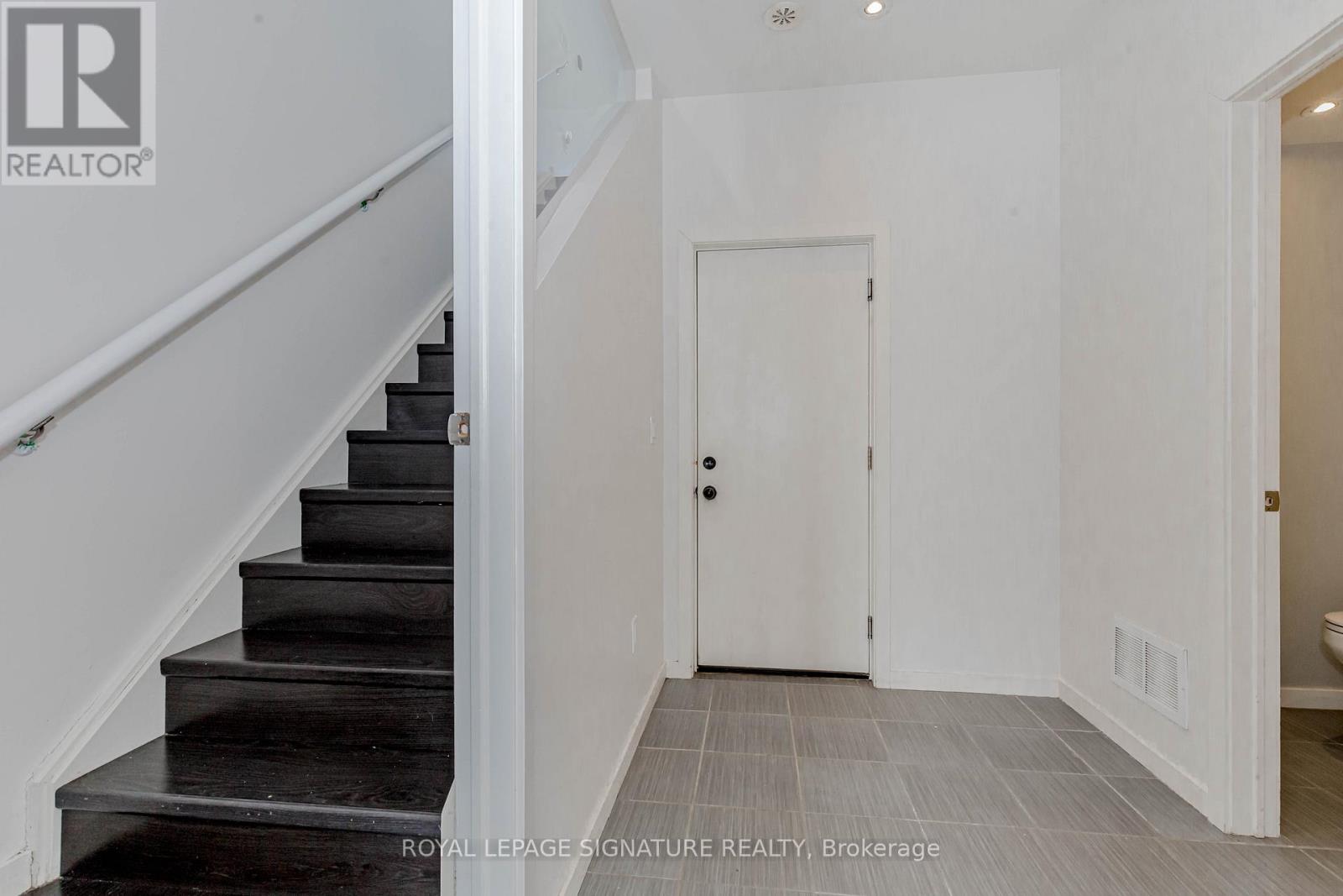 18 - 369 Essa Road, Barrie (Ardagh), Ontario  L4N 9C8 - Photo 8 - S12166742