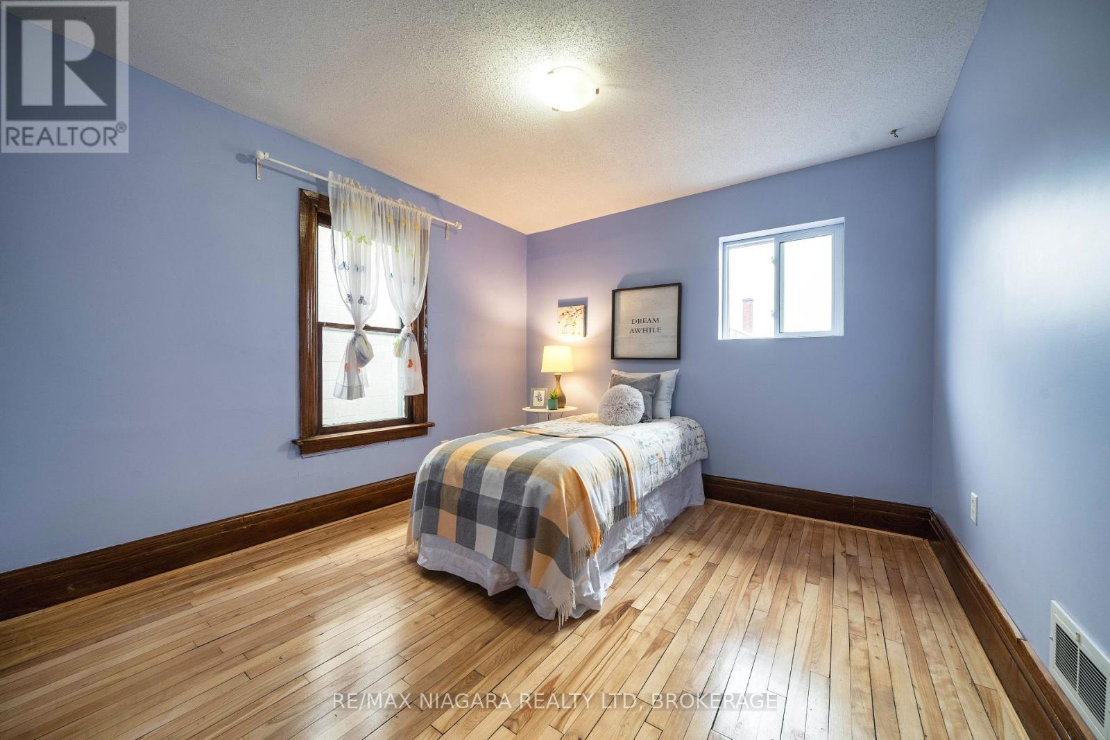 74 State Street, Welland, Ontario  L3B 4K5 - Photo 29 - X12166884