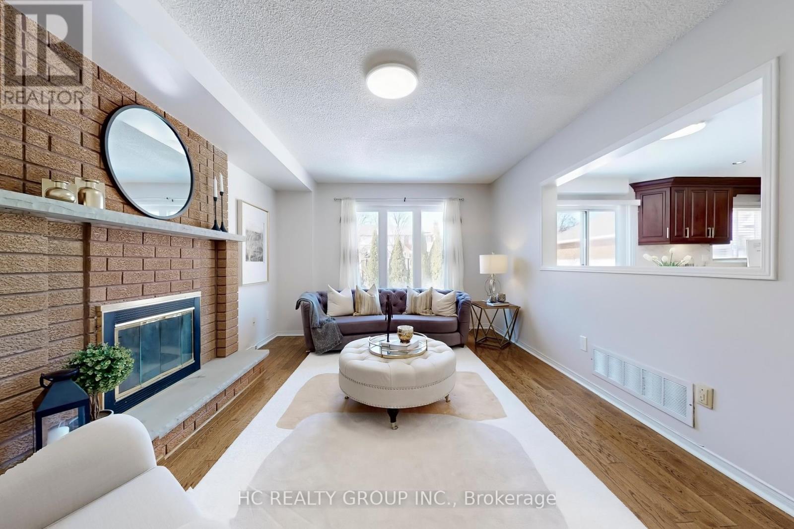 Property at 1117 VANROSE STREET image 3