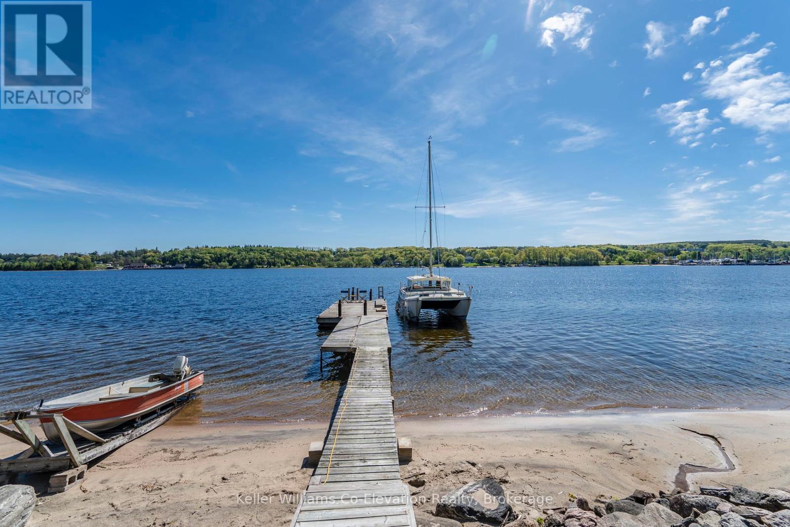 437 Champlain Road, Penetanguishene, Ontario  L9M 1S5 - Photo 10 - S12166975