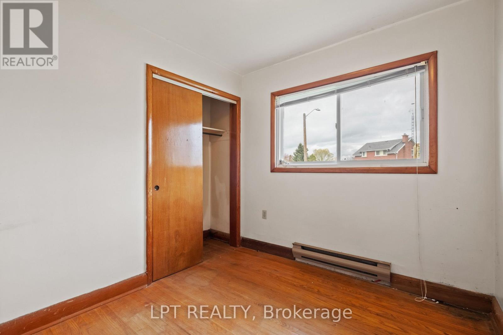 32 Jane Avenue, Kingston, Ontario  K7M 3G5 - Photo 13 - X12140419