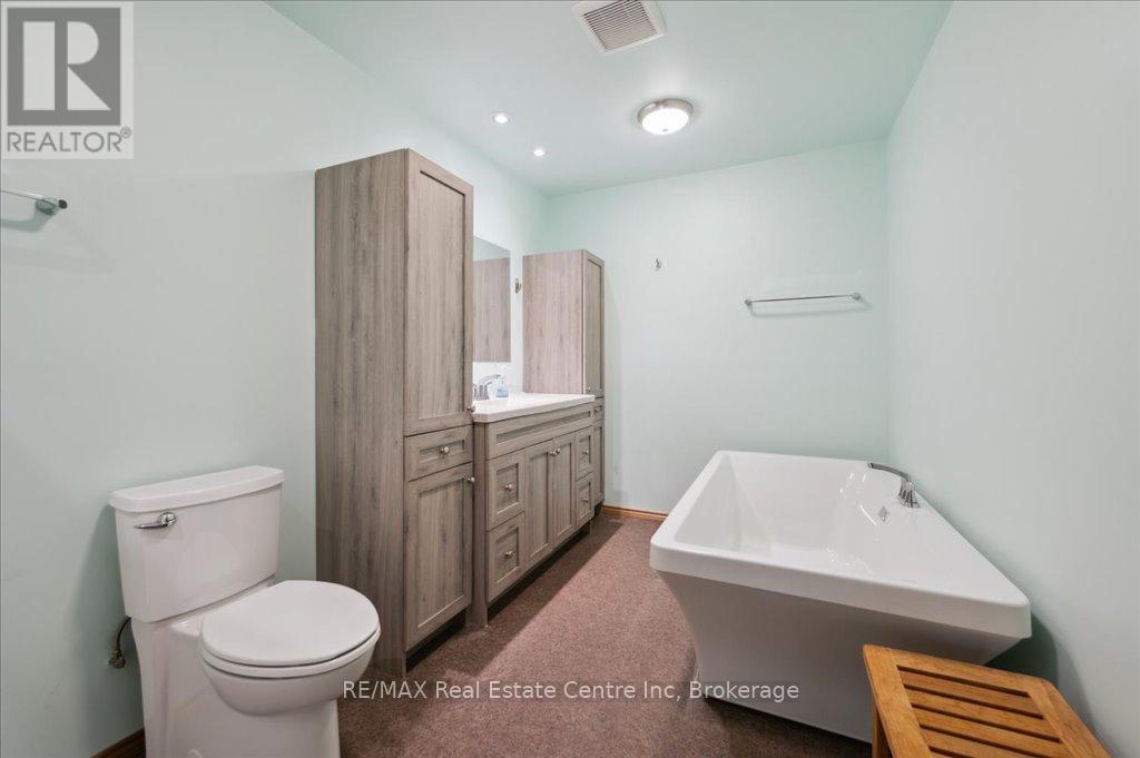 313316 Hwy 6, West Grey, Ontario  N0G 1R0 - Photo 11 - X12166900