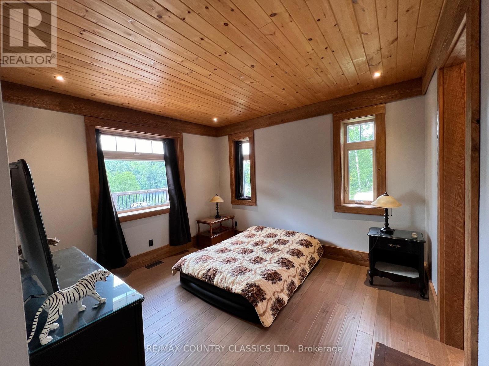518 Duncan Lane, Hastings Highlands, Ontario  K0L 1C0 - Photo 20 - X12166871