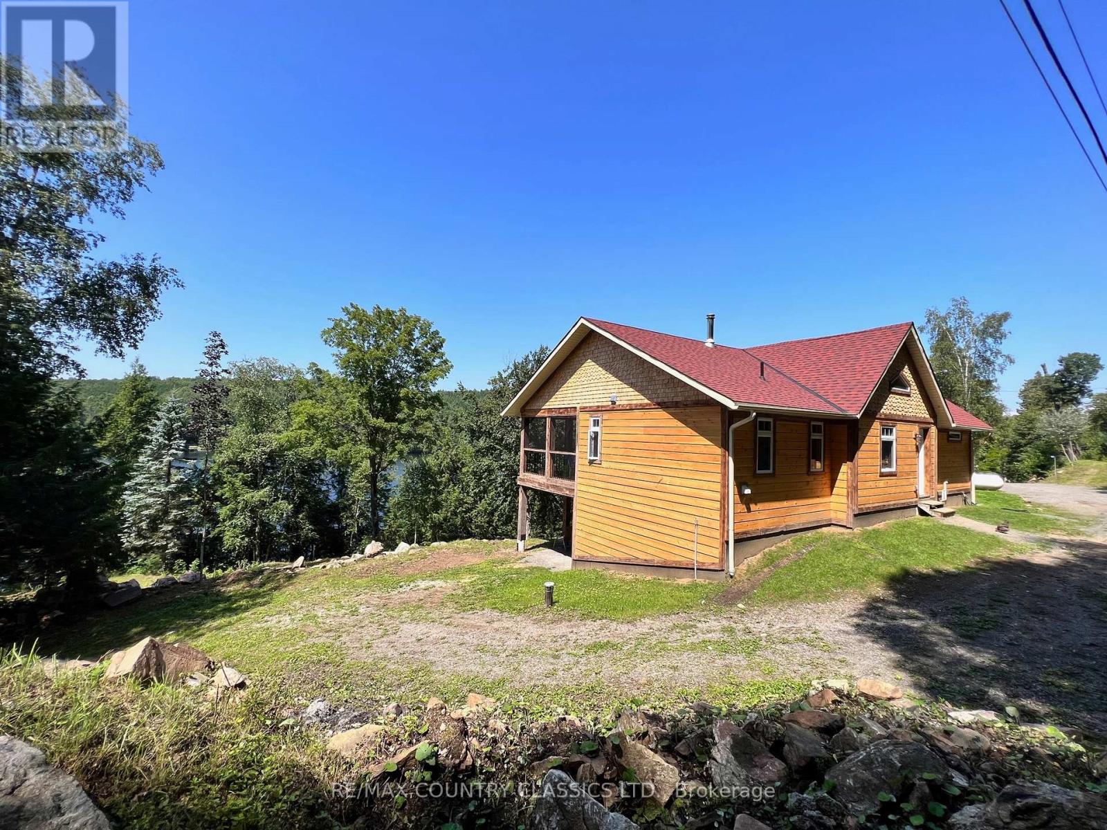 518 Duncan Lane, Hastings Highlands, Ontario  K0L 1C0 - Photo 3 - X12166871