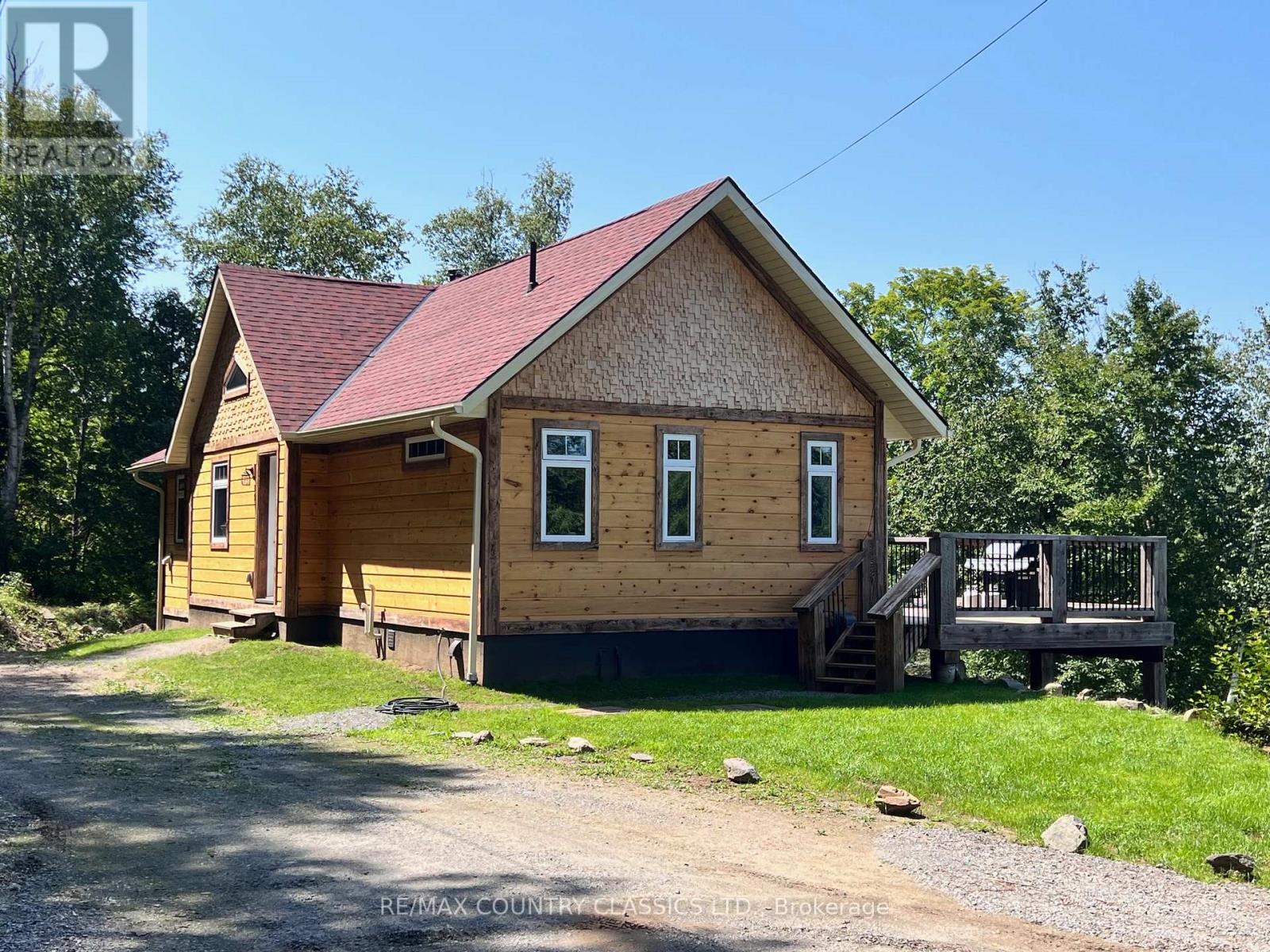 518 Duncan Lane, Hastings Highlands, Ontario  K0L 1C0 - Photo 4 - X12166871
