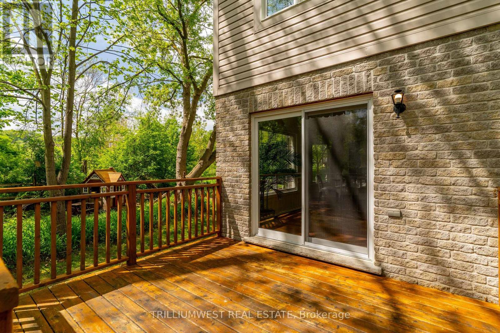 35 - 105 Pinnacle Drive, Kitchener, Ontario  N2P 1B8 - Photo 39 - X12166780