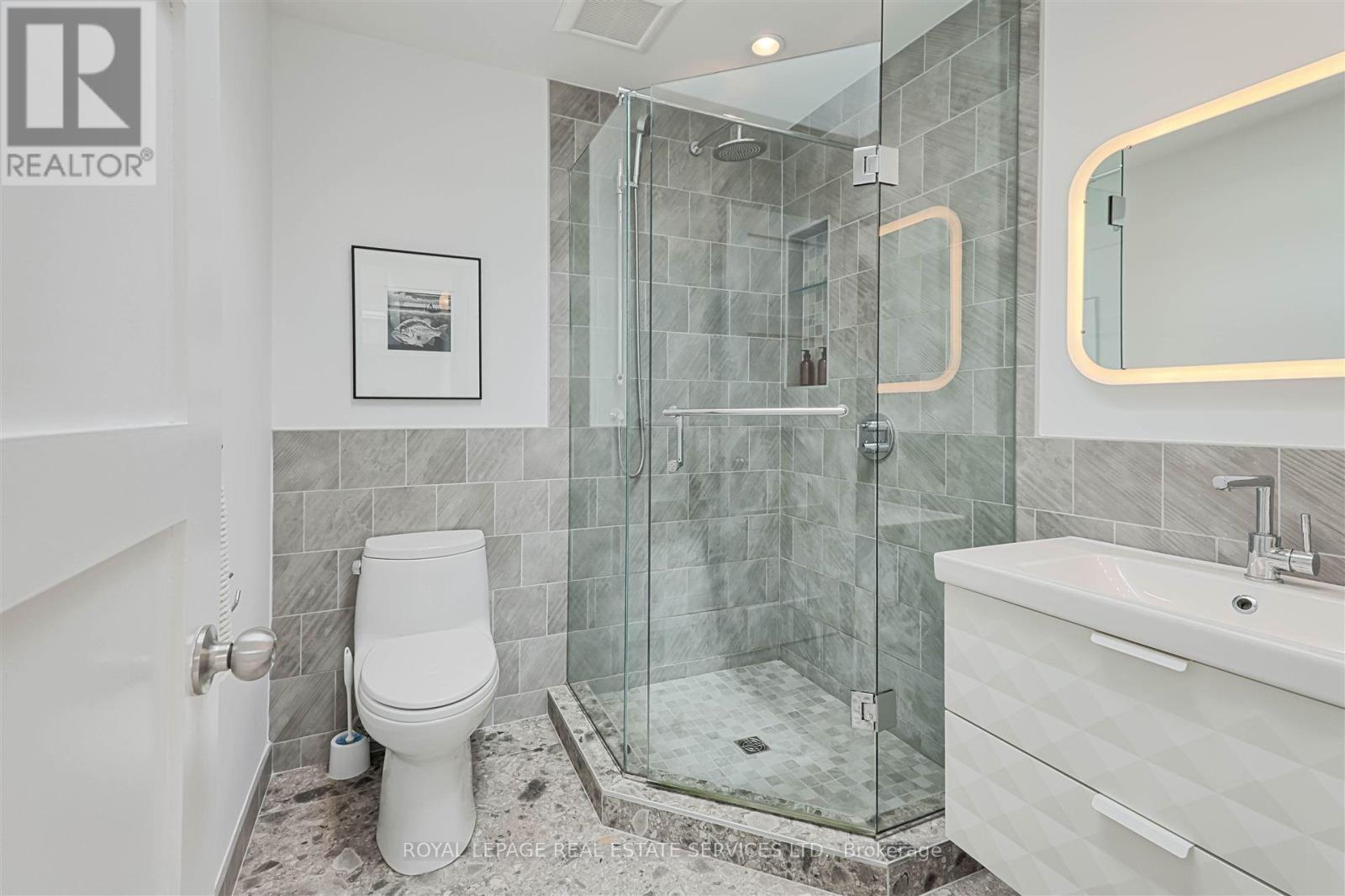 90 Oakwood Avenue, Toronto, Ontario  M6H 2V8 - Photo 24 - W12158040