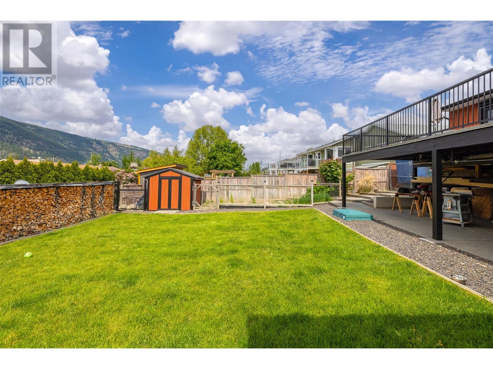 15650 Roberts Road, Oyama, BC V4V2E3