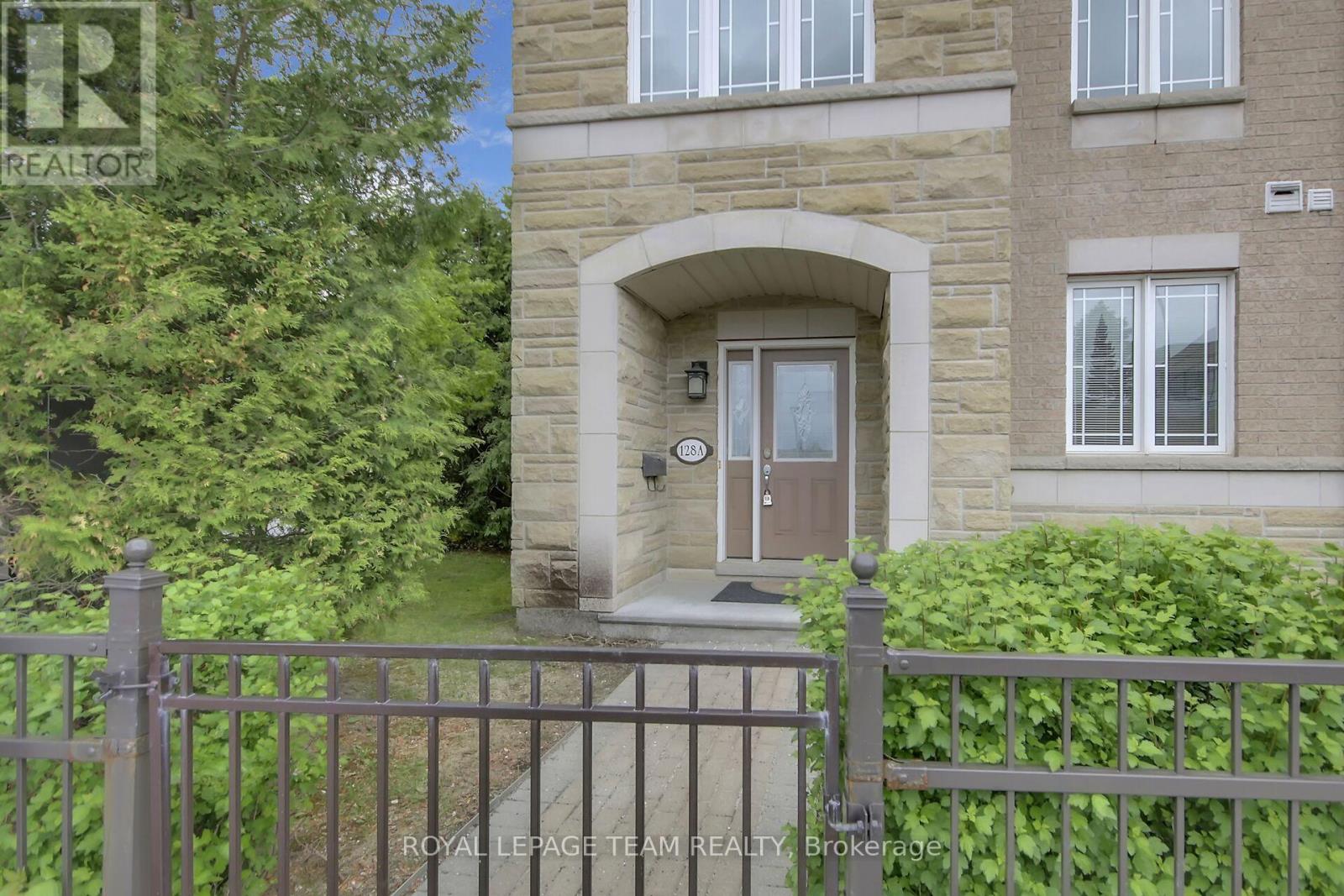 Property at 128A CENTREPOINTE DRIVE image 2