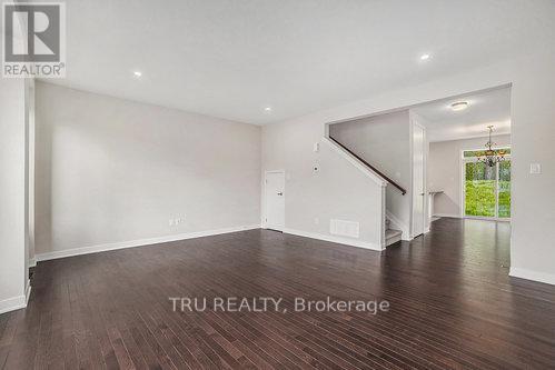 380 Appalachian Circle, Ottawa, Ontario  K2J 6X3 - Photo 6 - X12166896