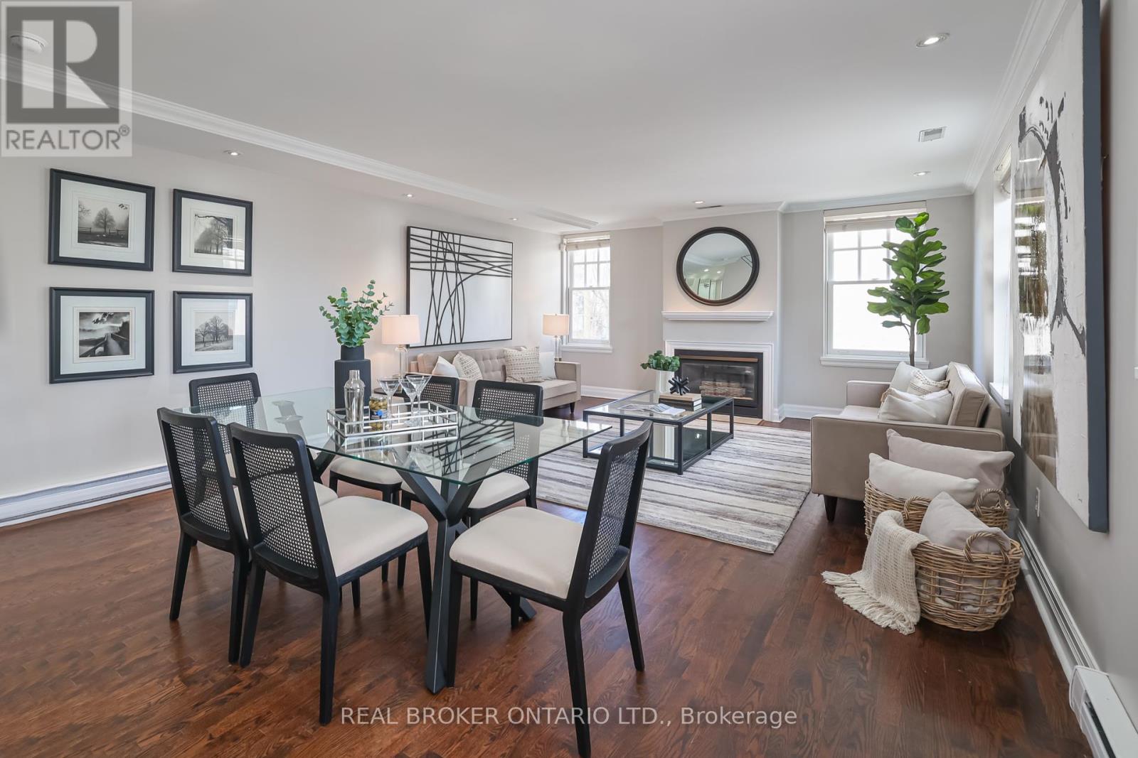 203 - 195 POPLAR PLAINS ROAD, Toronto, Ontario