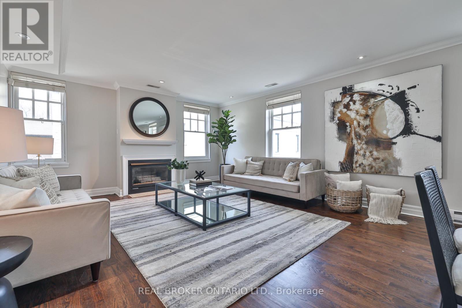 203 - 195 Poplar Plains Road, Toronto, Ontario  M4V 2N3 - Photo 7 - C12150757