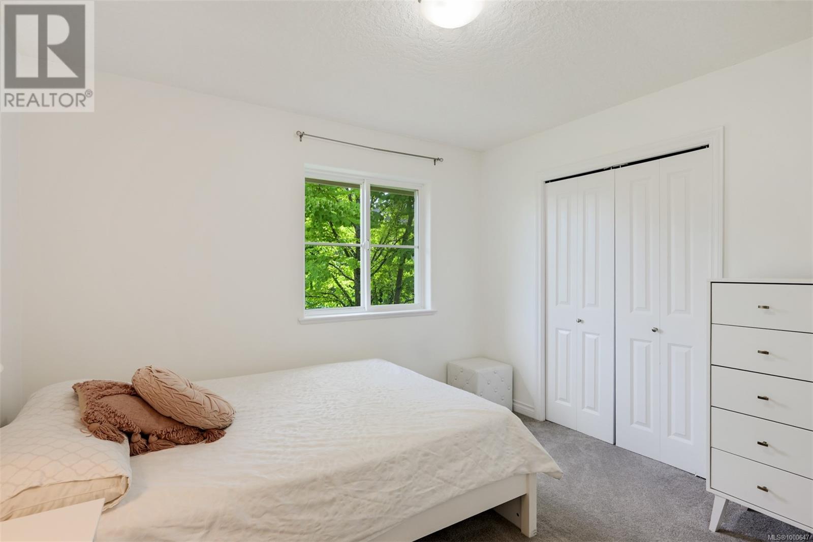 2 1405 Mallek Cres, Victoria, British Columbia  V8T 0A3 - Photo 36 - 1000647