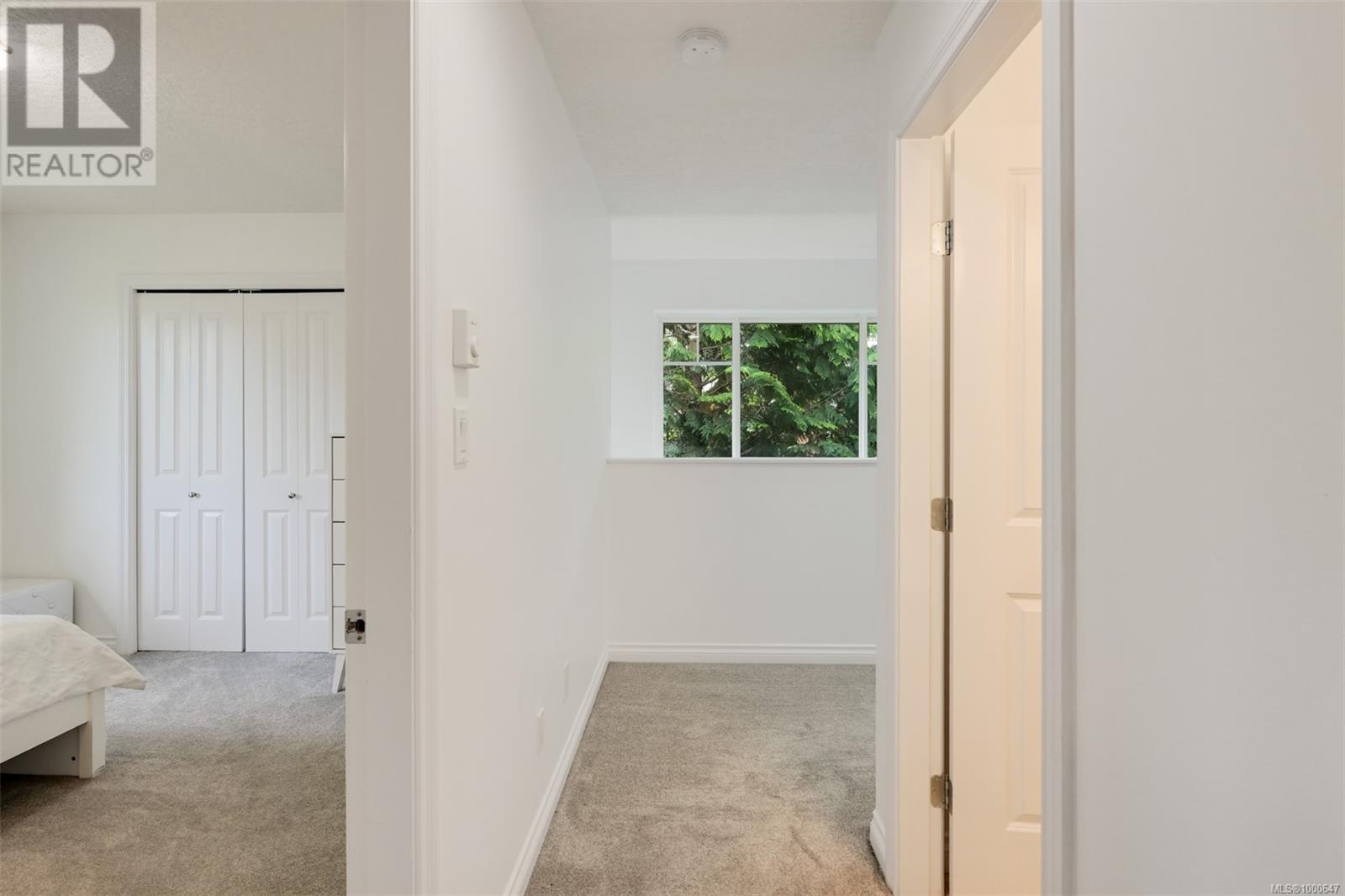 2 1405 Mallek Cres, Victoria, British Columbia  V8T 0A3 - Photo 39 - 1000647