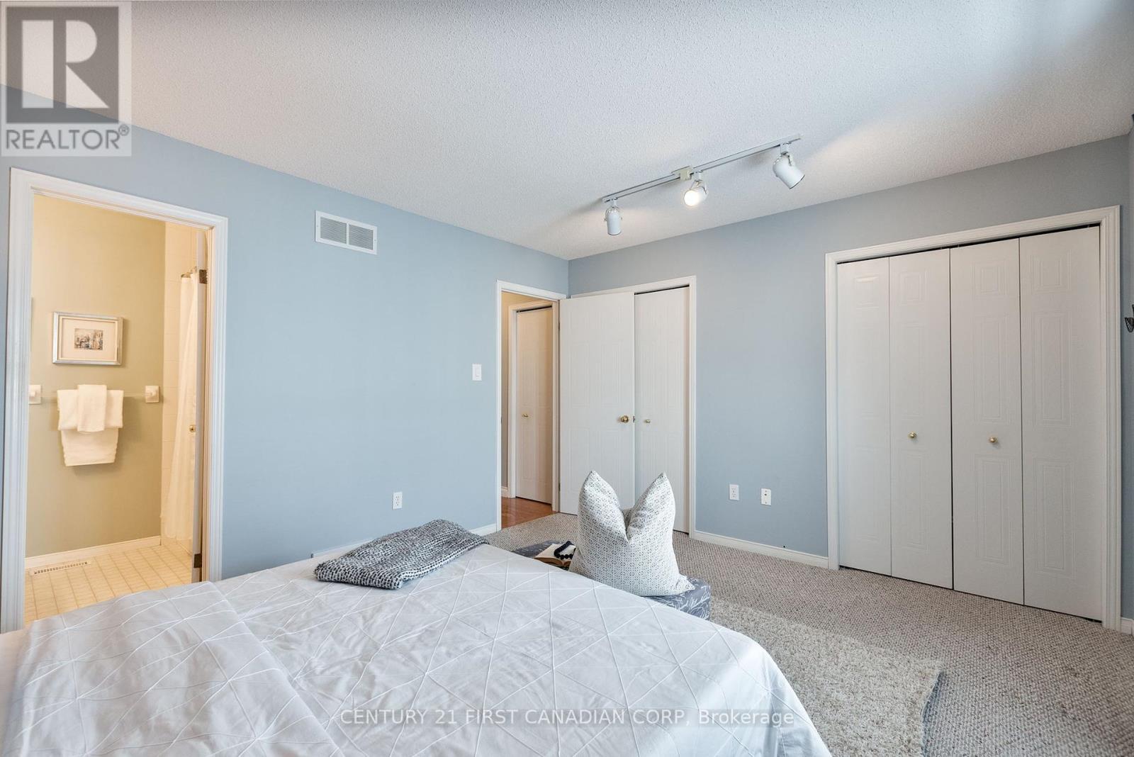 Photo 20 of 47 for 7 - 861 Shelborne Street