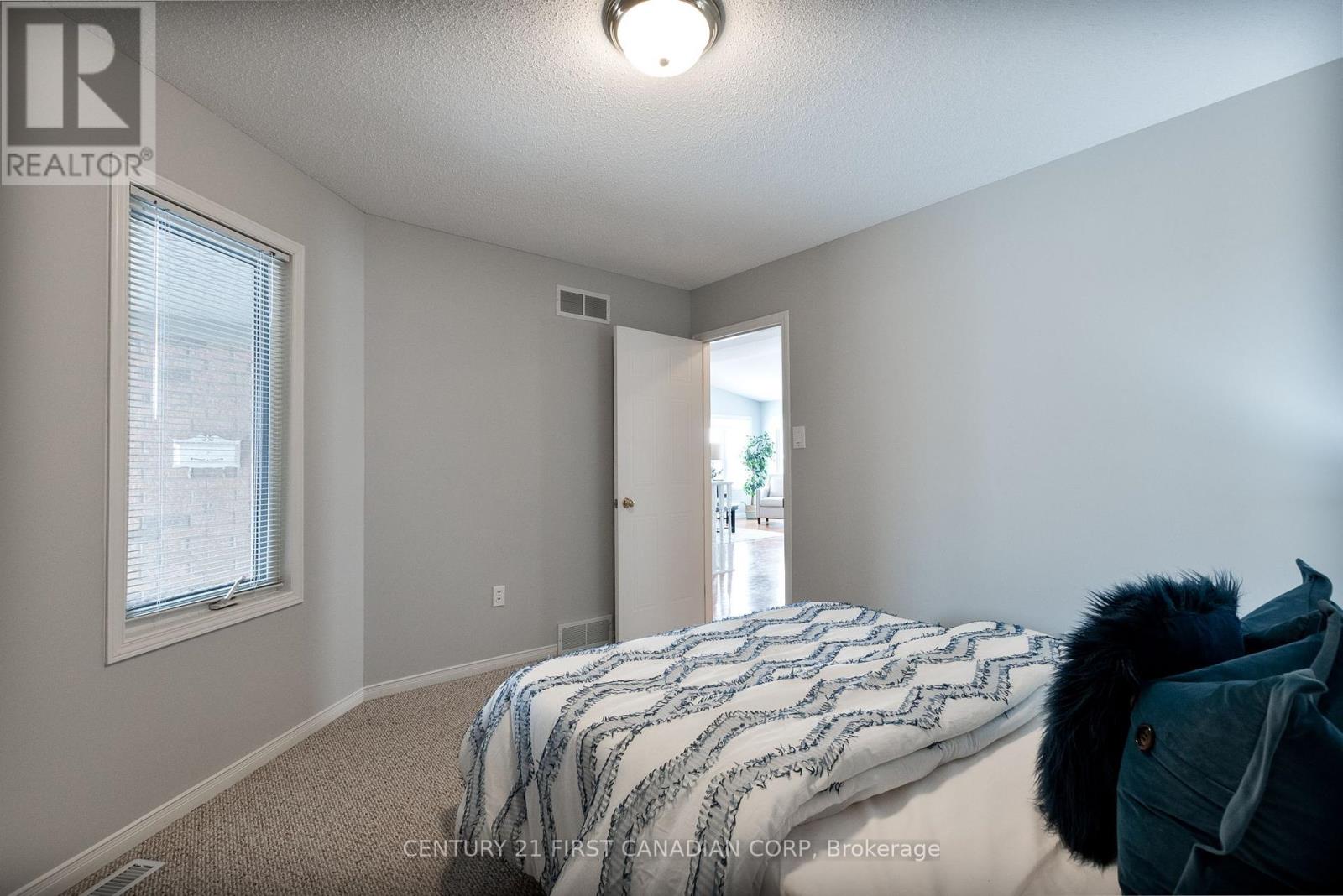 Photo 23 of 47 for 7 - 861 Shelborne Street
