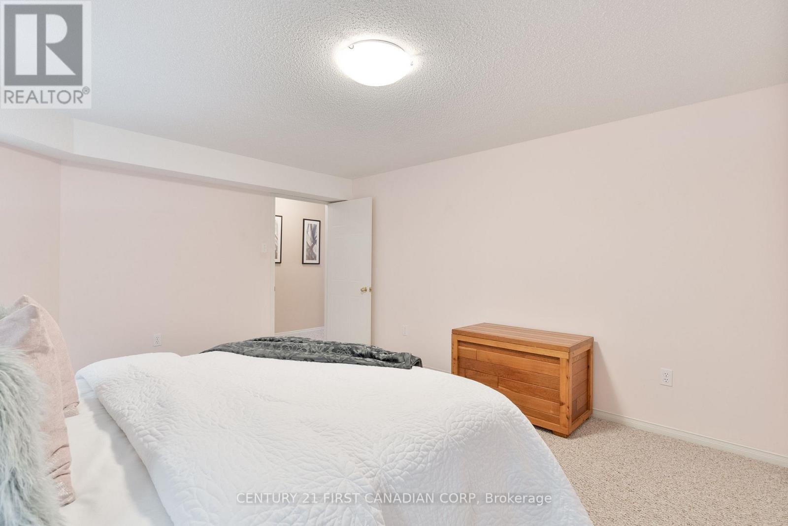 Photo 31 of 47 for 7 - 861 Shelborne Street