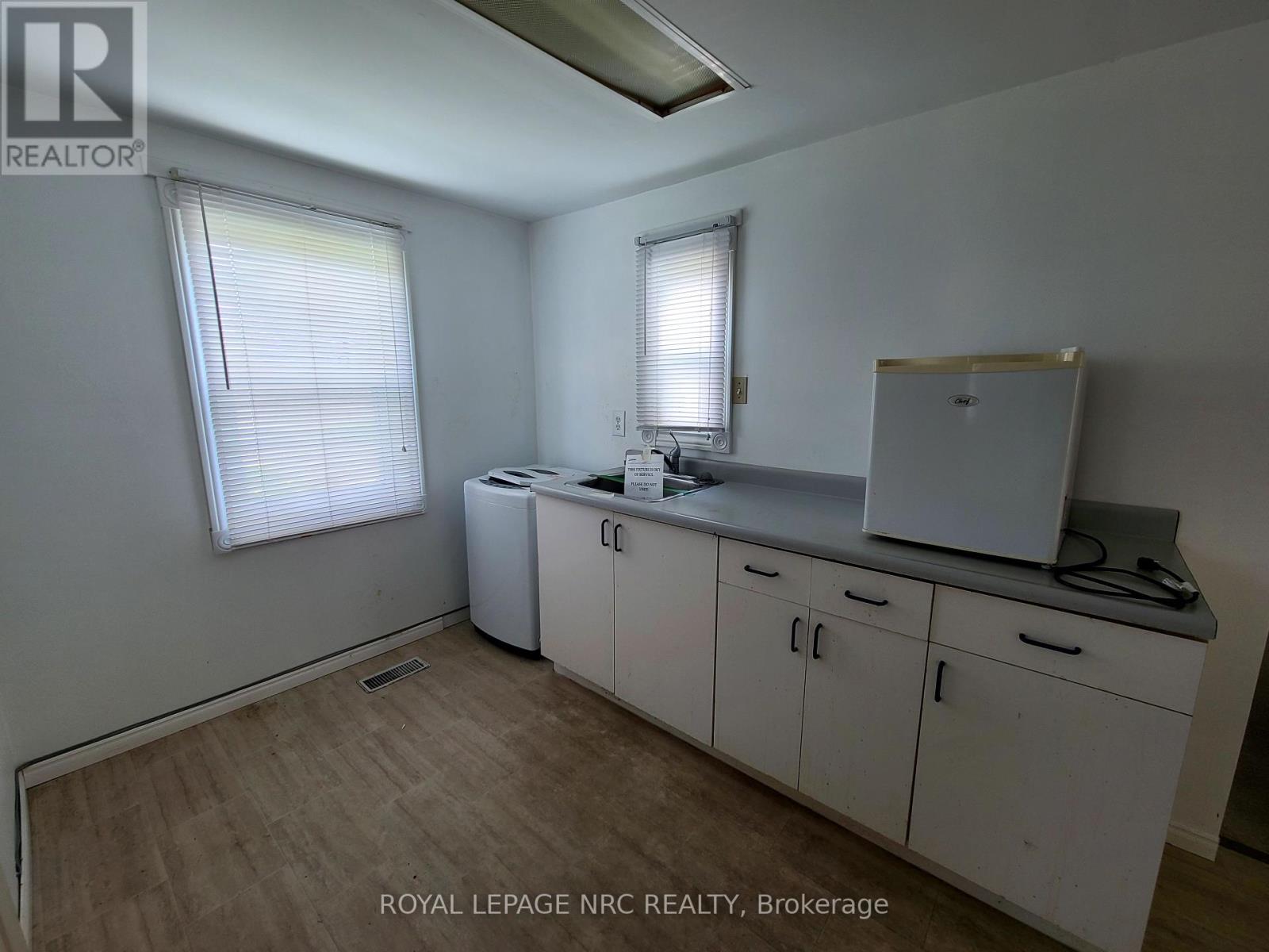 3775 Netherby Road, Fort Erie, Ontario  L0S 1S0 - Photo 5 - X12151789